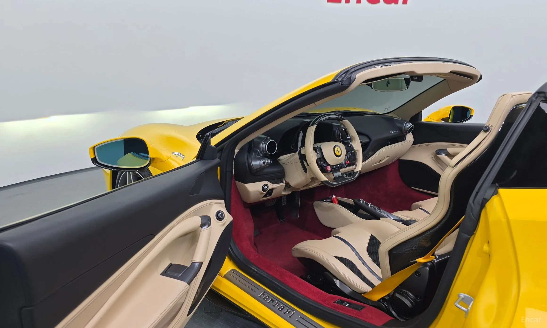 Ferrari F8 Spider превью 10