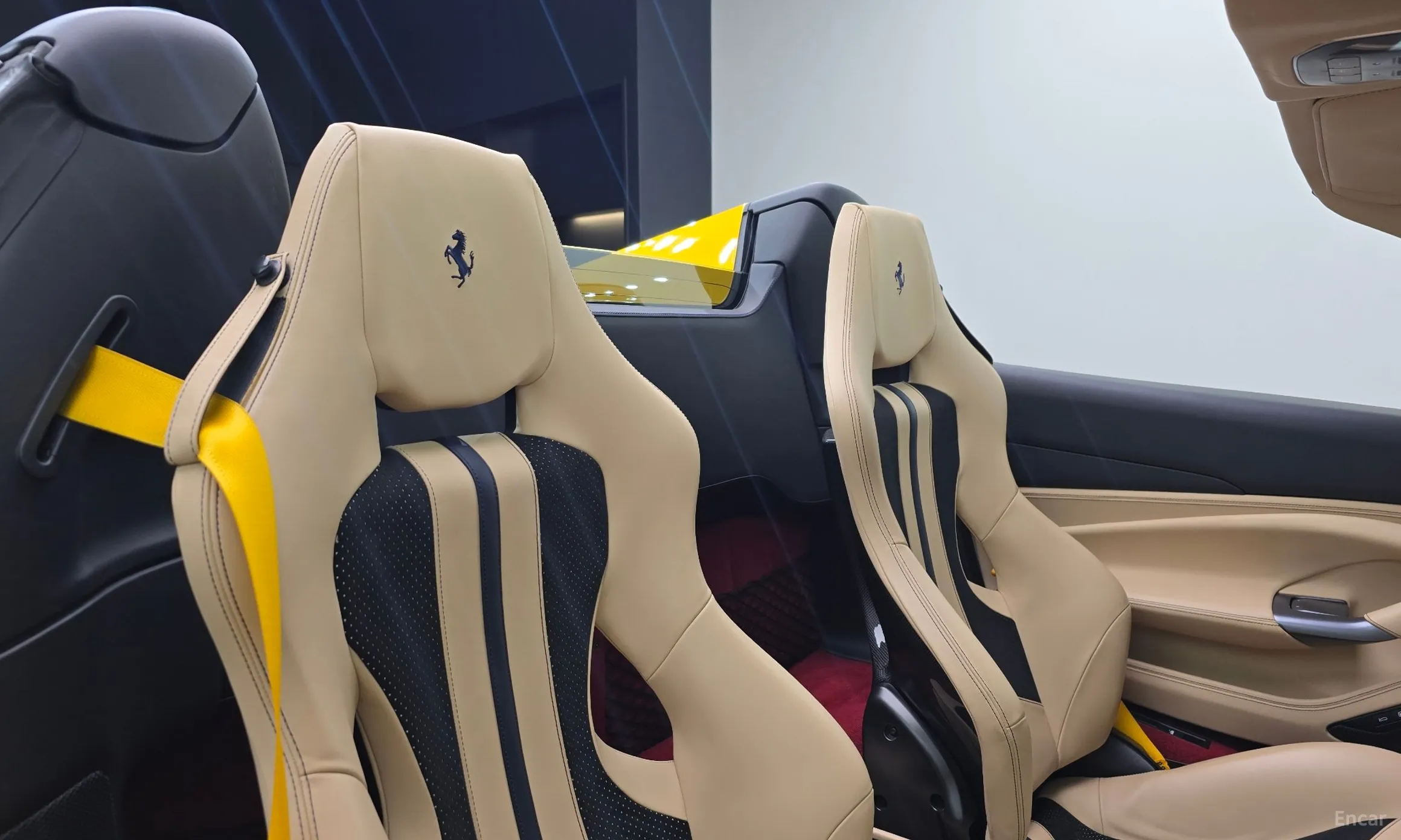 Ferrari F8 Spider превью 12