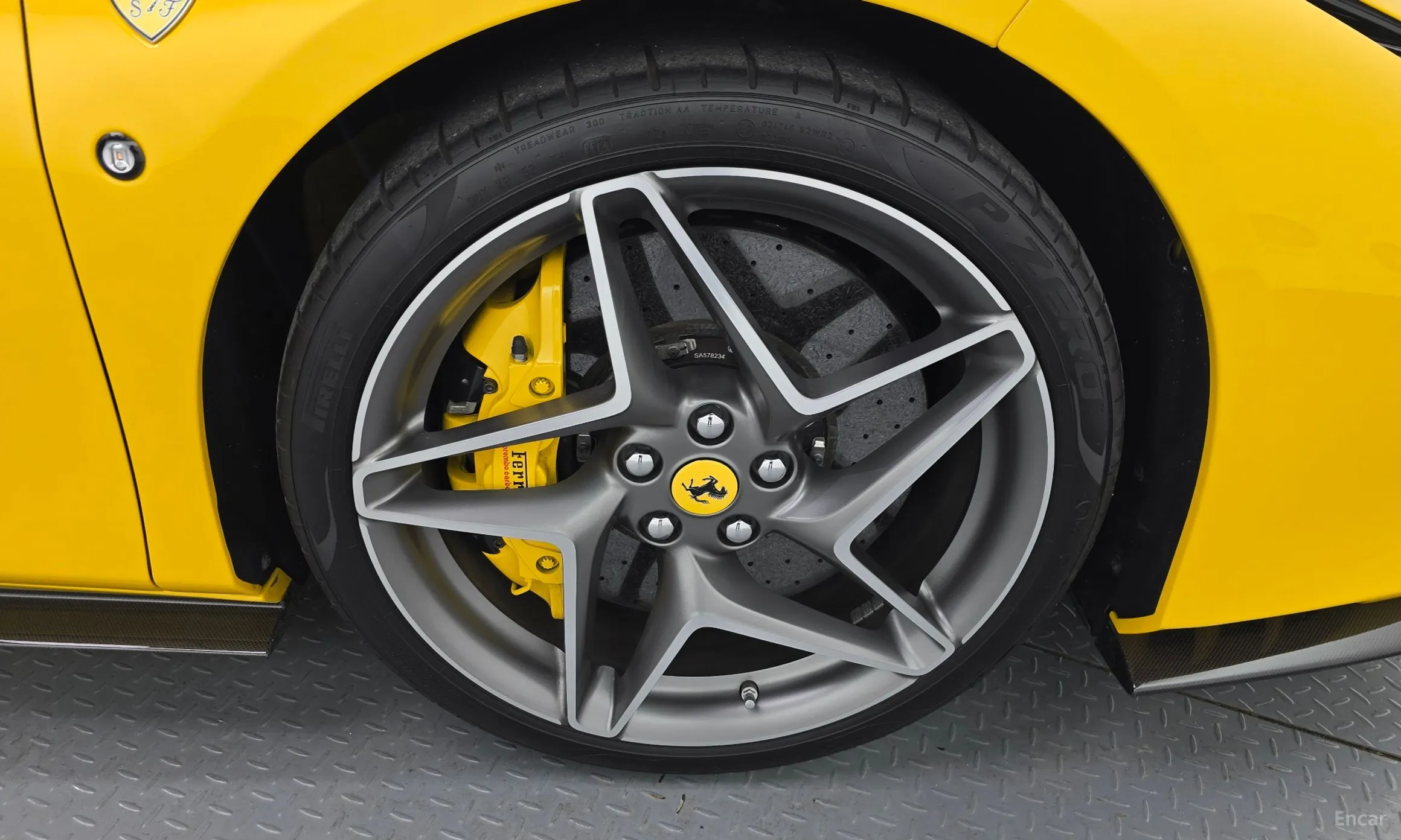 Ferrari F8 Spider превью 5