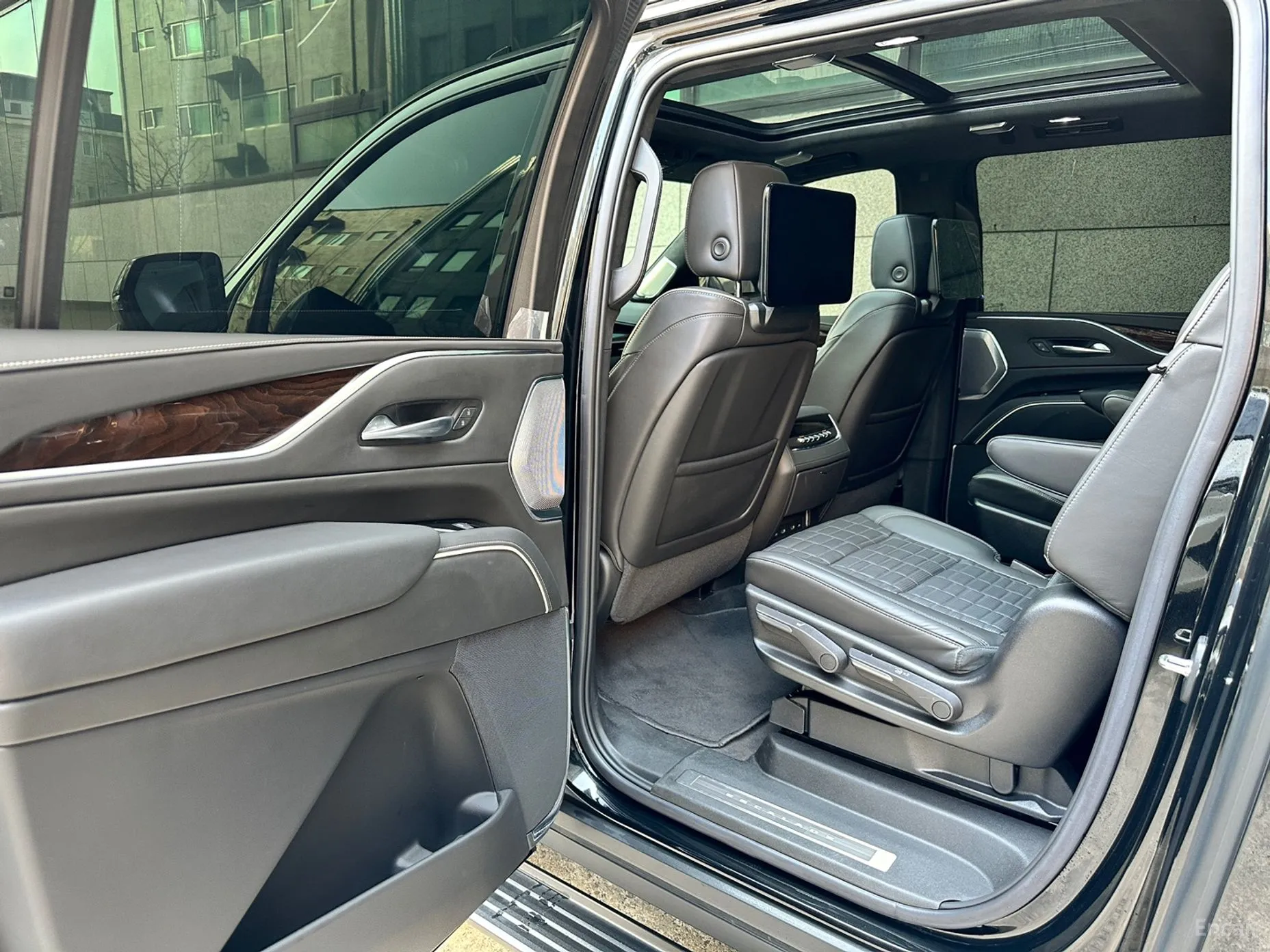 Cadillac Escalade 5th Generation превью 12