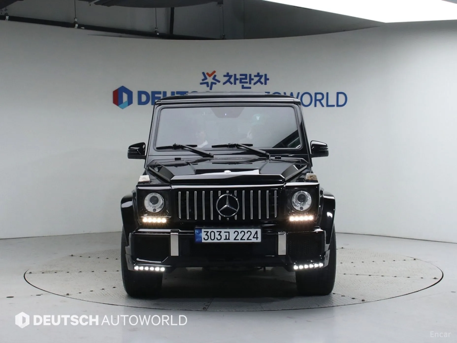 Mercedes Benz G-Class W463