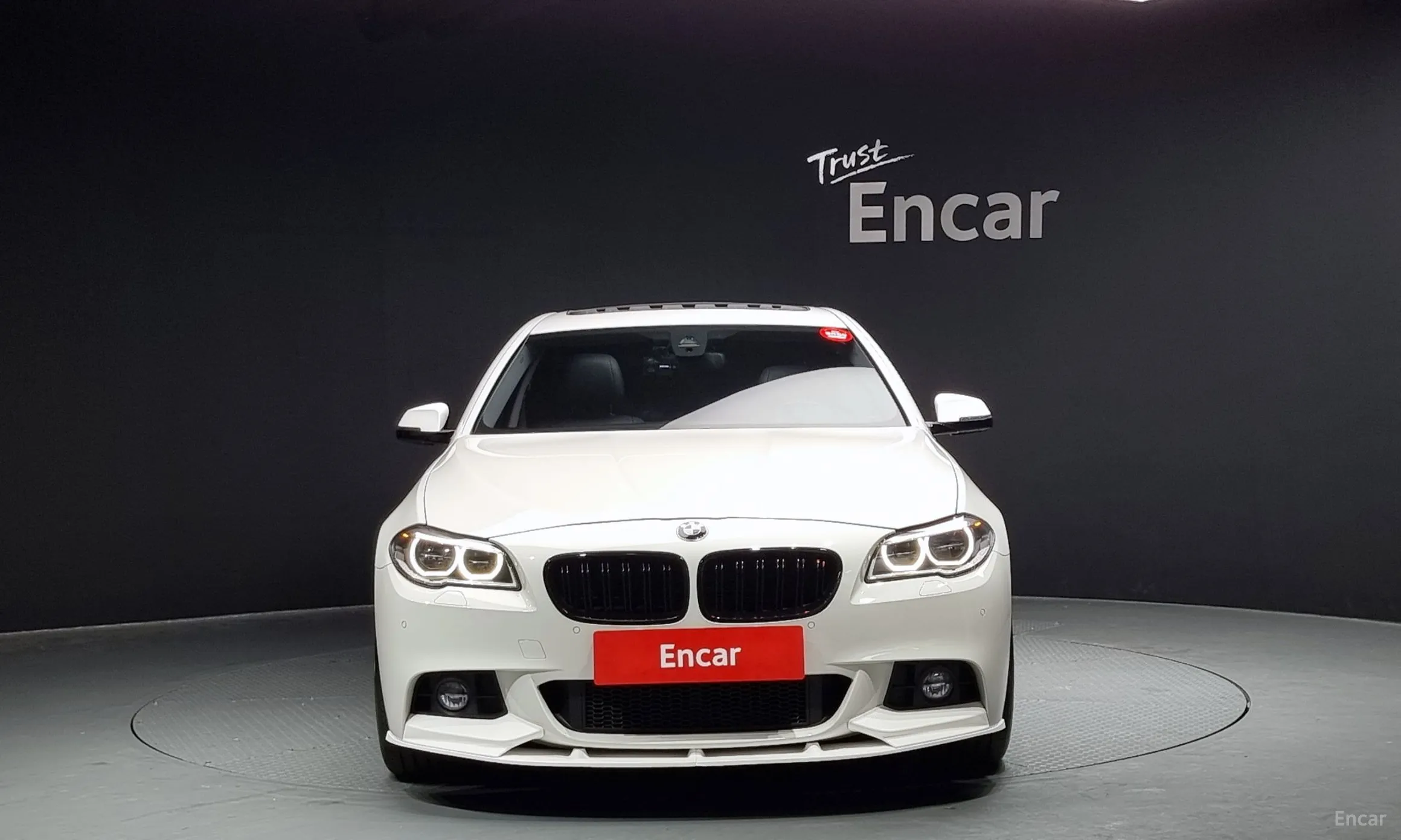 BMW 5 Series (F10) превью 2