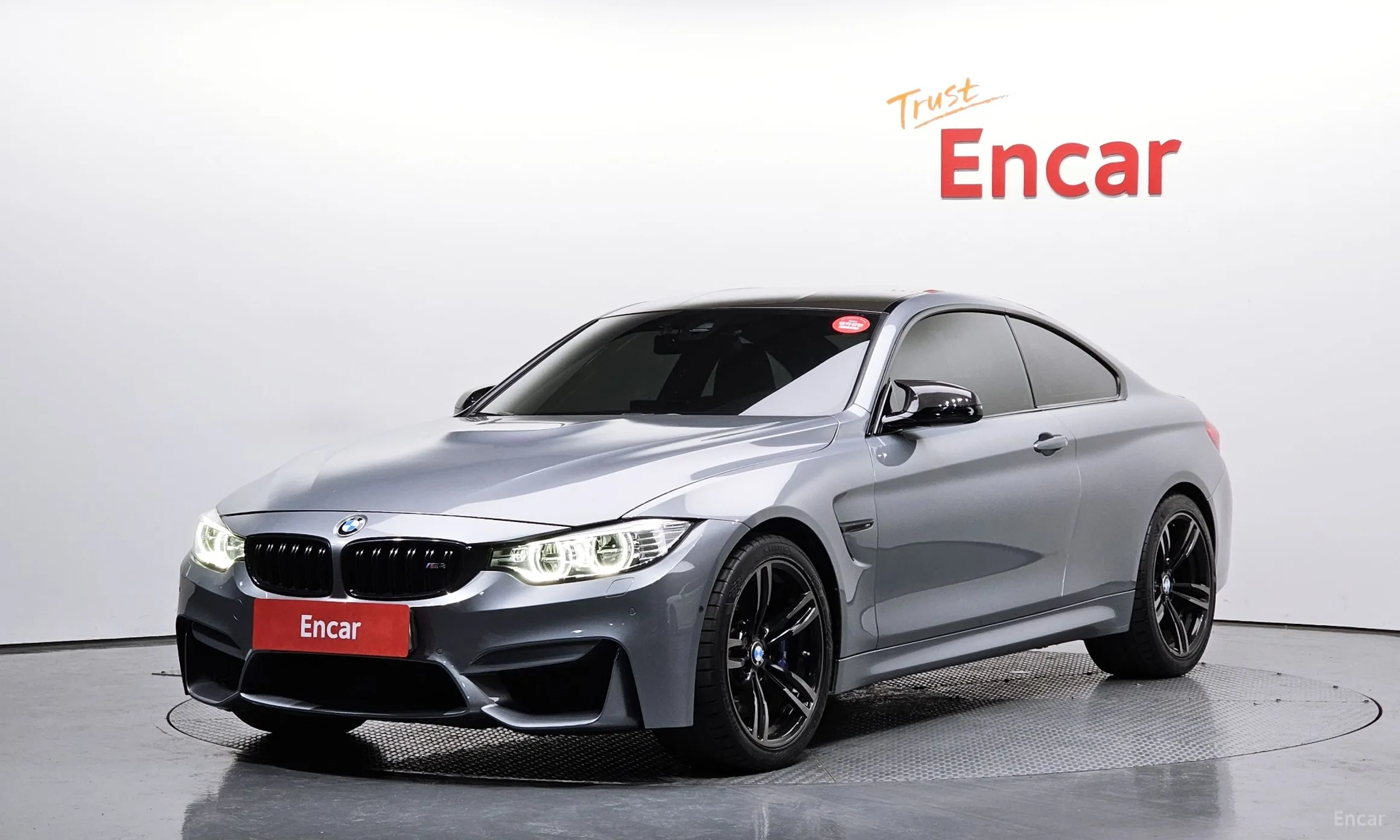 BMW M4 (F82)