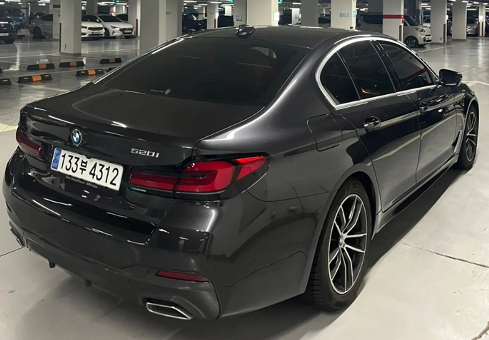 BMW 5 Series (G30) превью 3