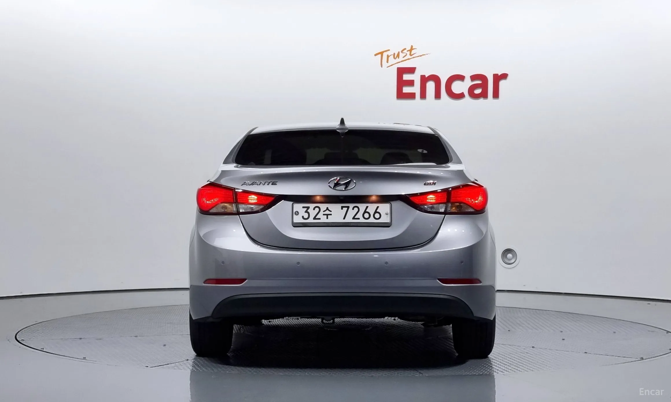 Hyundai Avante превью 3