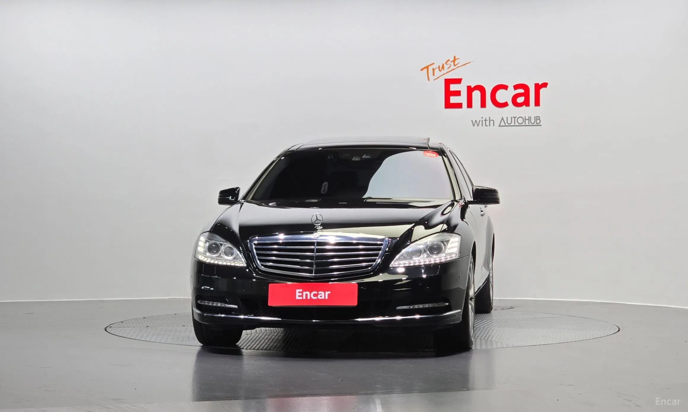 Mercedes Benz S-Class W221