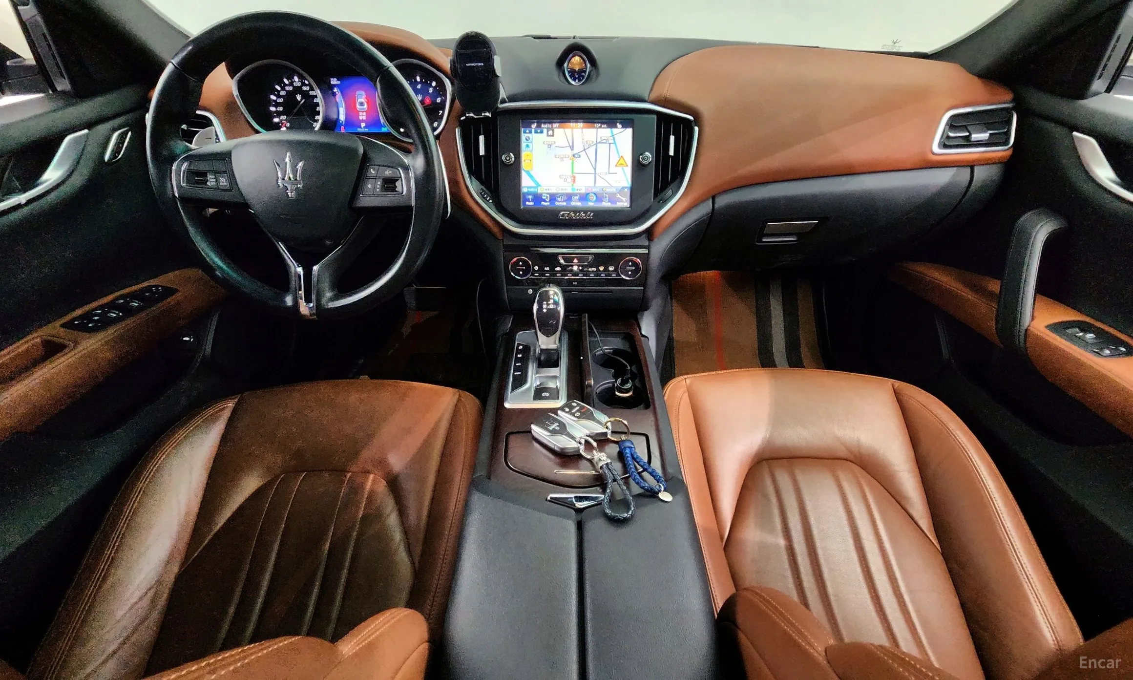 Maserati Ghibli превью 7