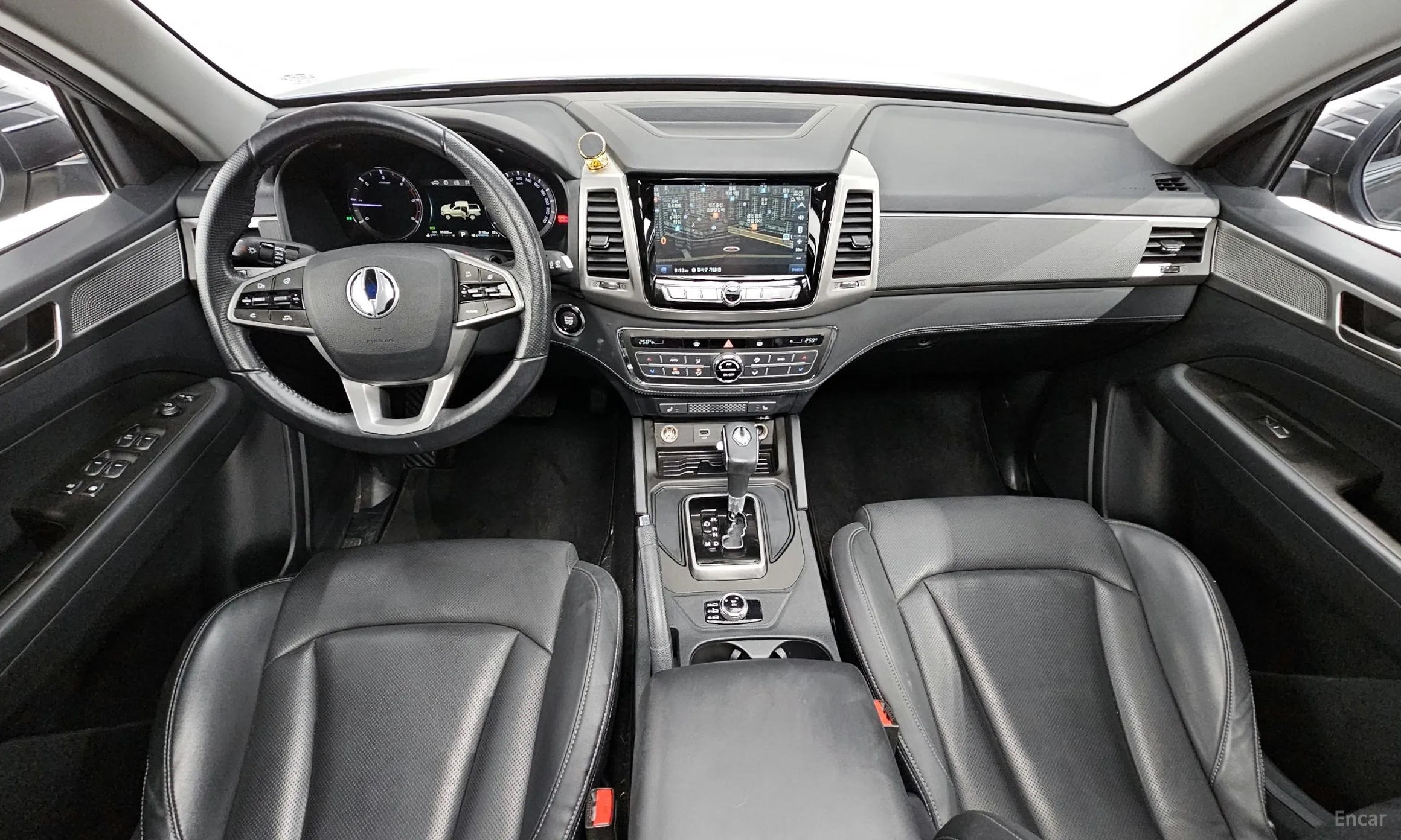KG Mobility (SsangYong) Rexton Sports превью 4