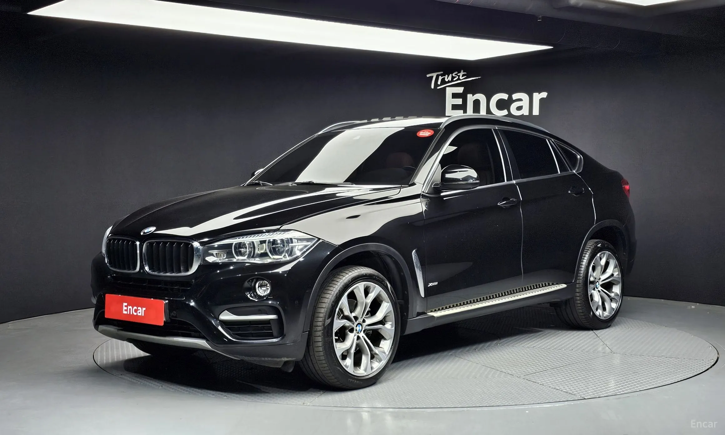 X6 (F16)