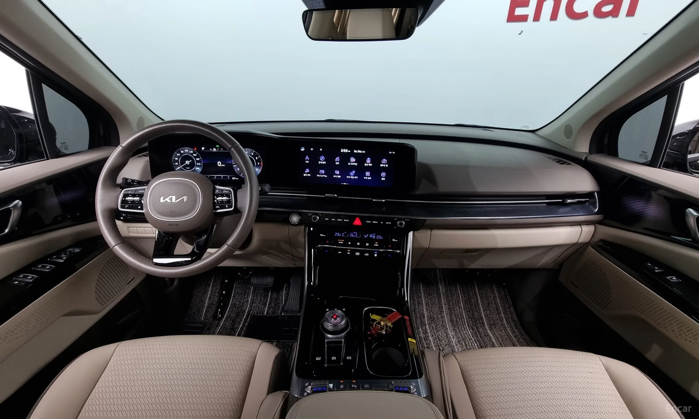 Kia Carnival Gen 4 превью 4