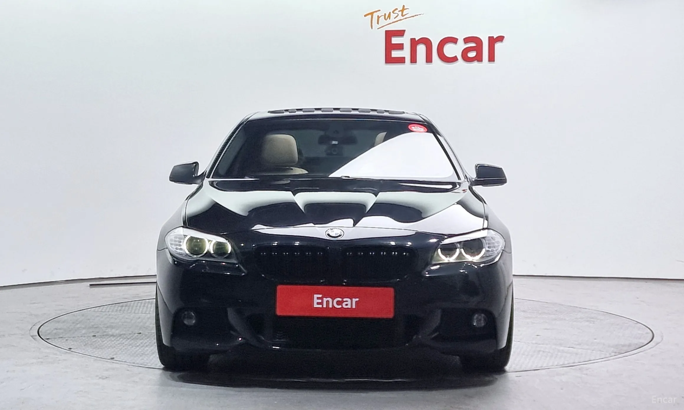 BMW 5 Series (F10) превью 2