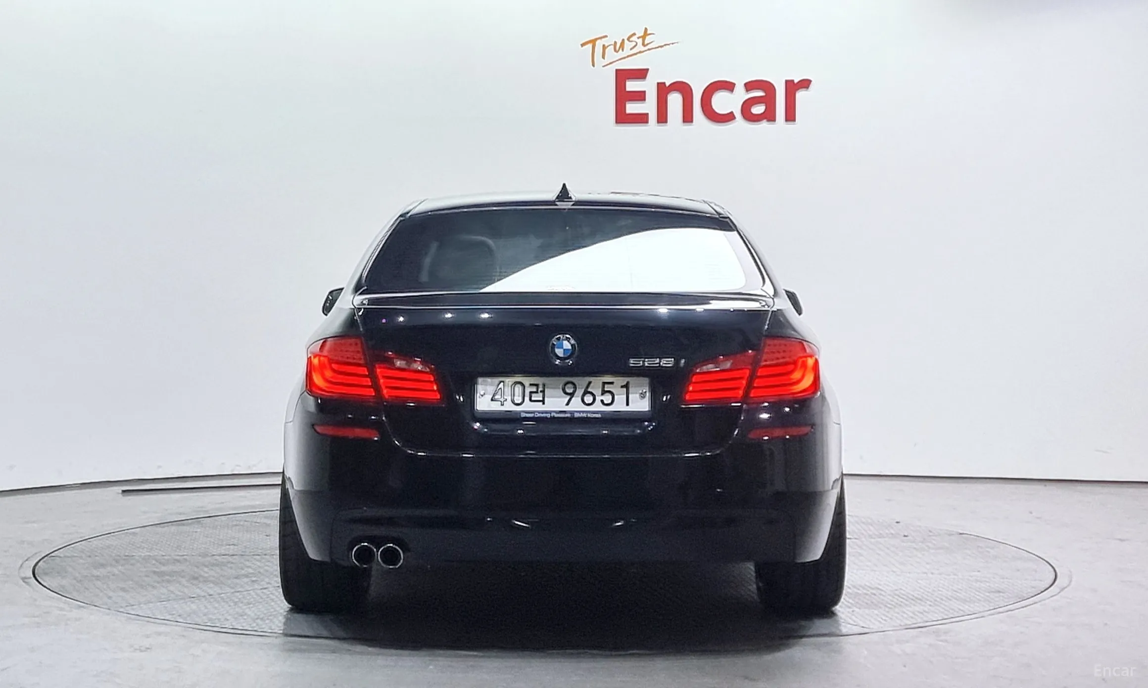BMW 5 Series (F10) превью 3