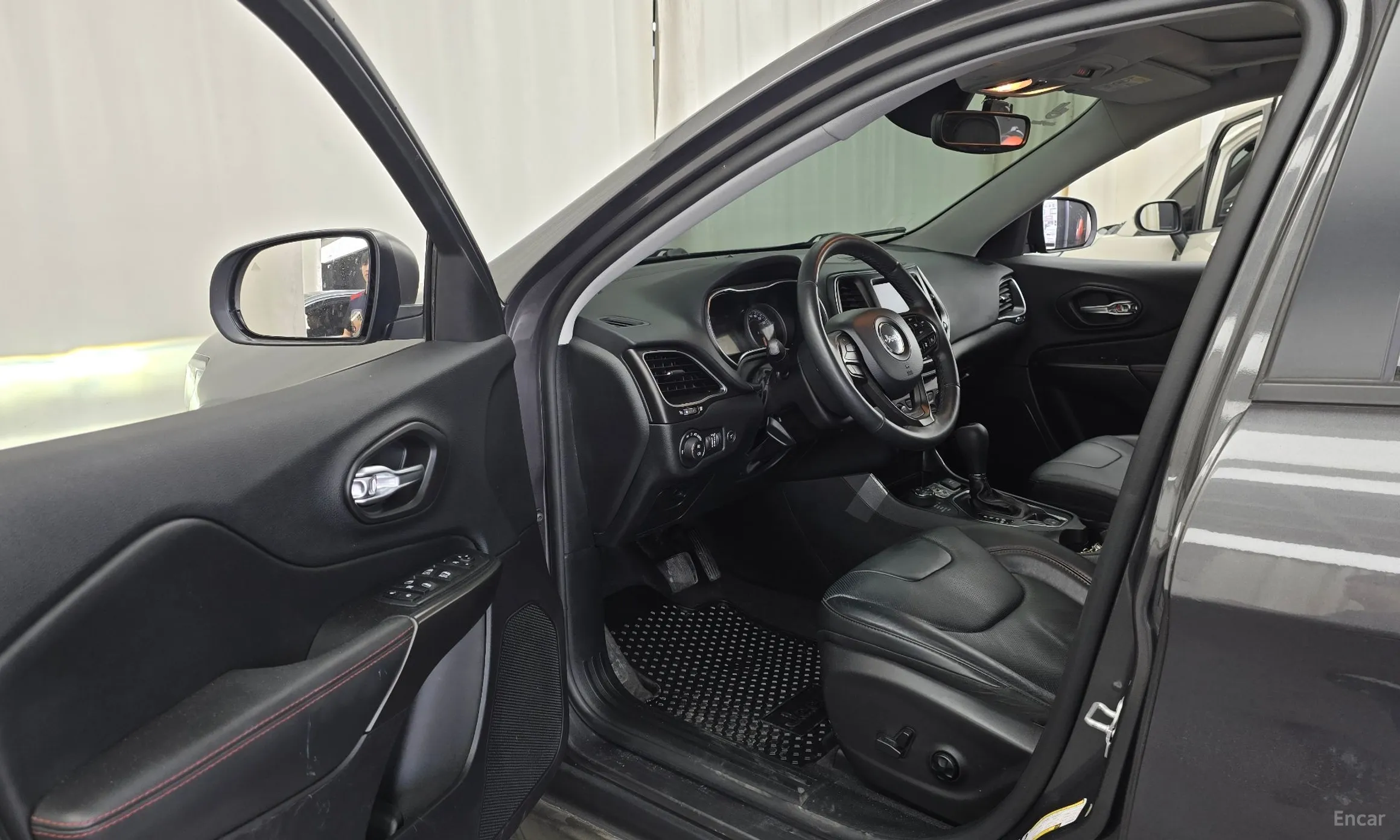 Jeep Cherokee (KL) превью 10