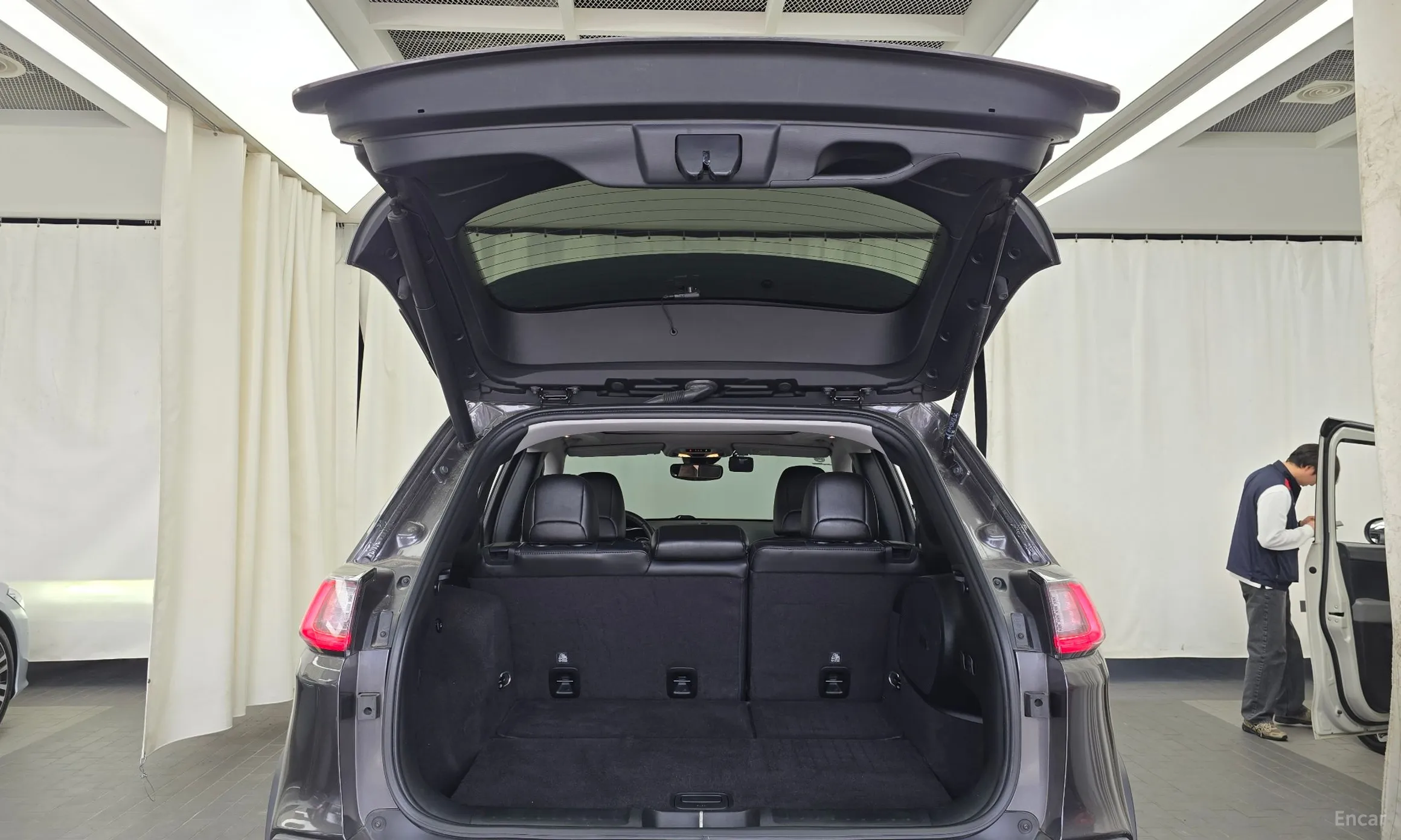 Jeep Cherokee (KL) превью 20