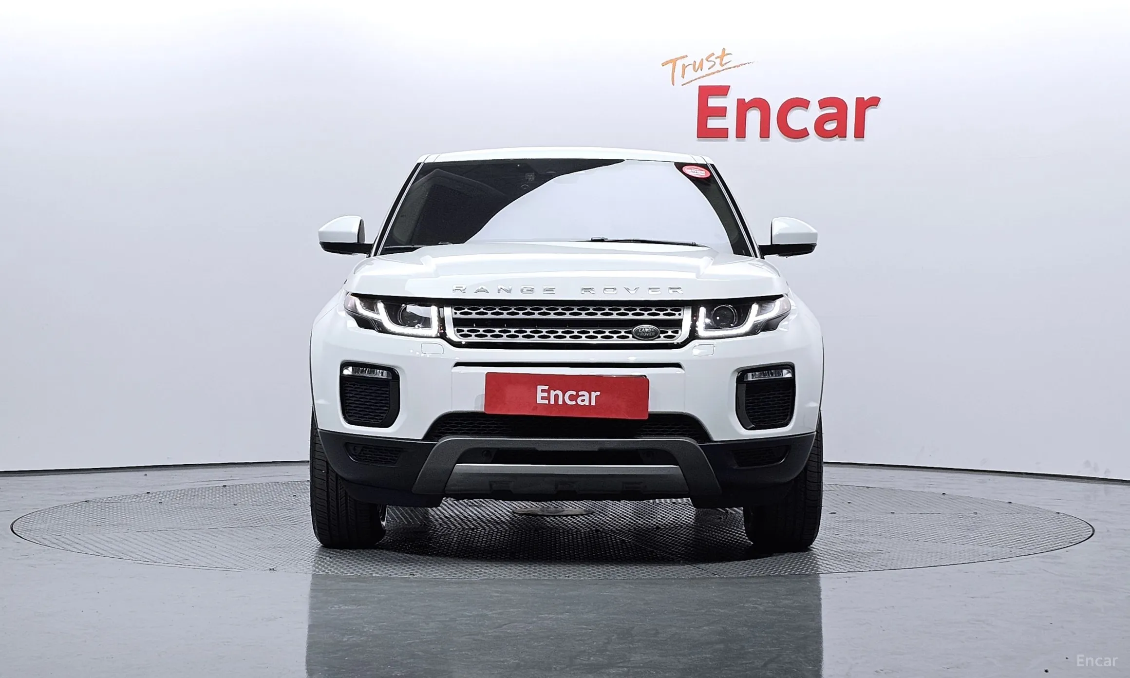 Land Rover Range Rover Evoque превью 2