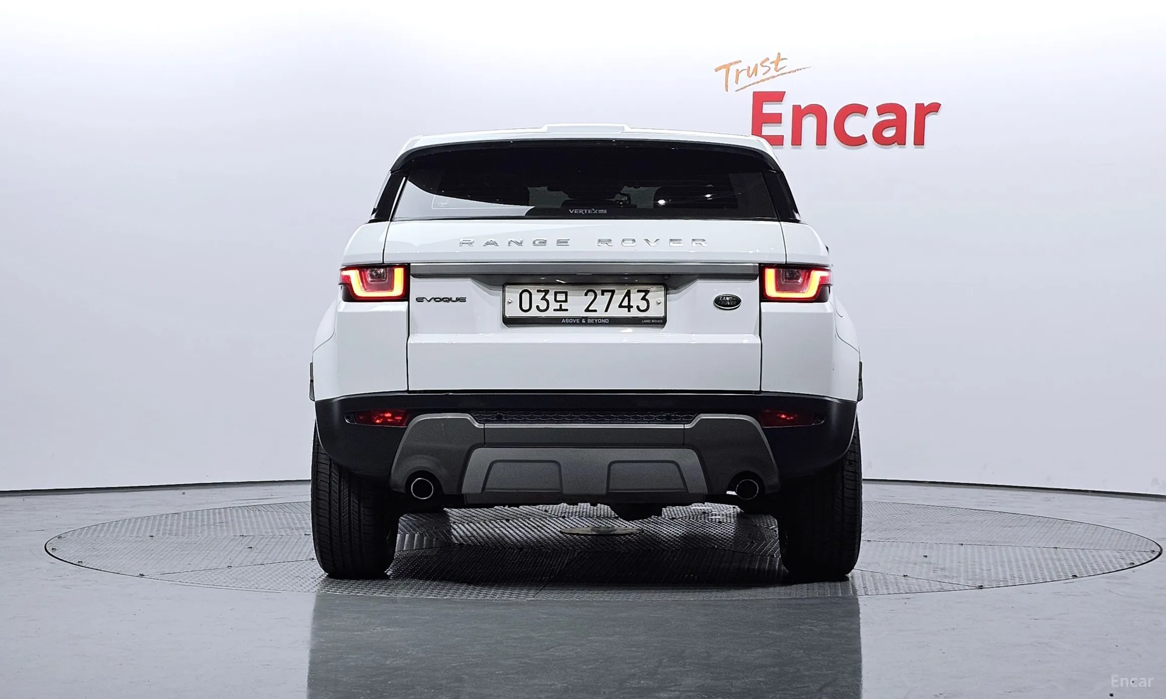 Land Rover Range Rover Evoque превью 3