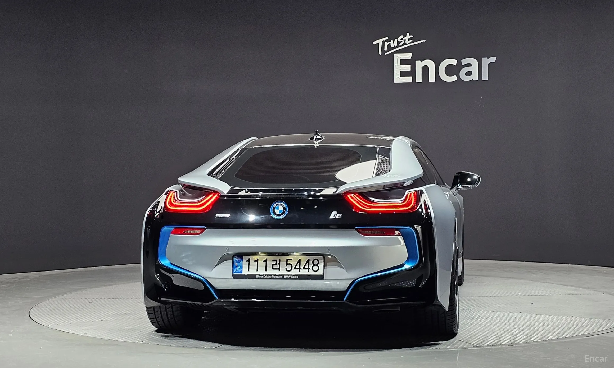 BMW i8 превью 3