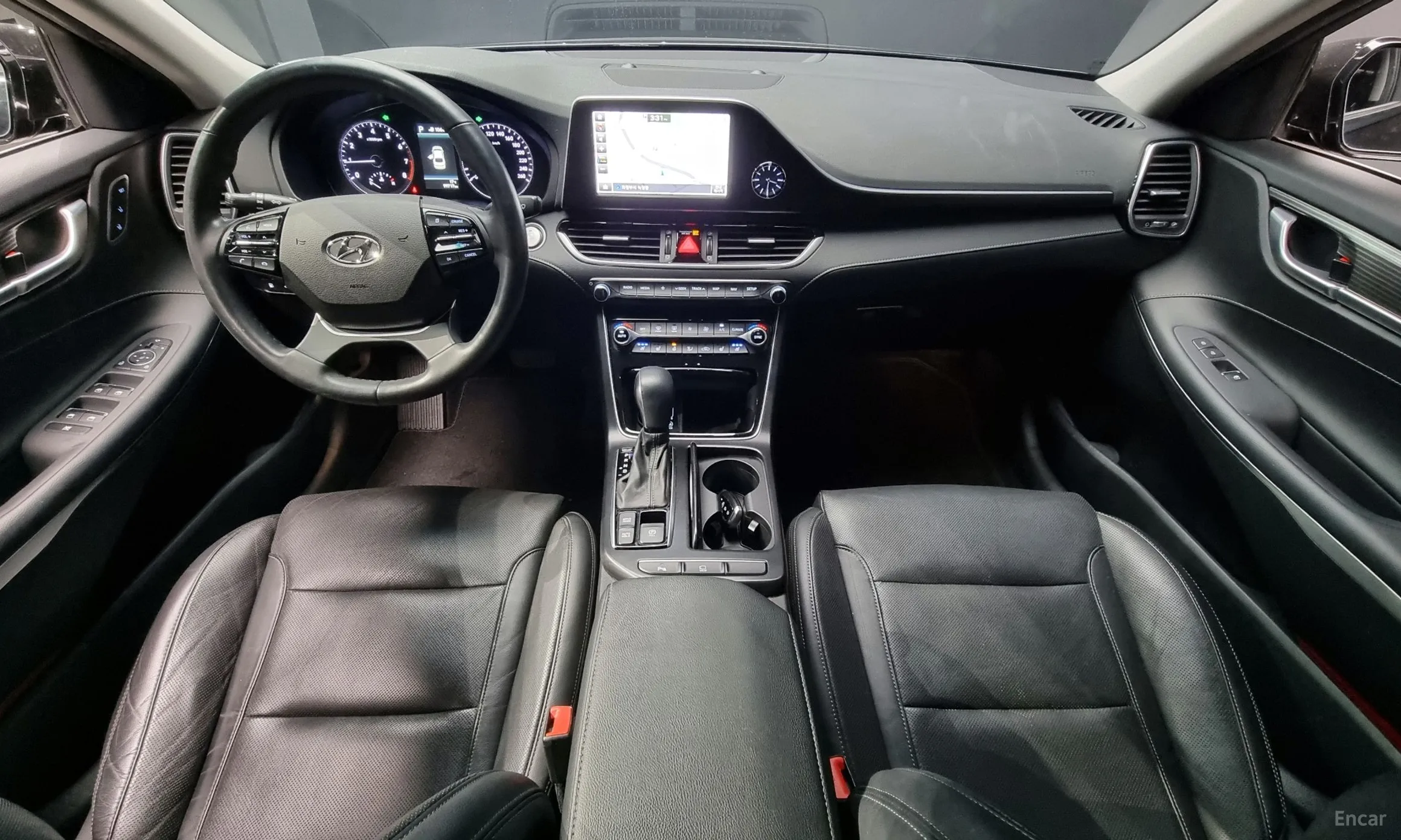 Hyundai Grandeur IG превью 4