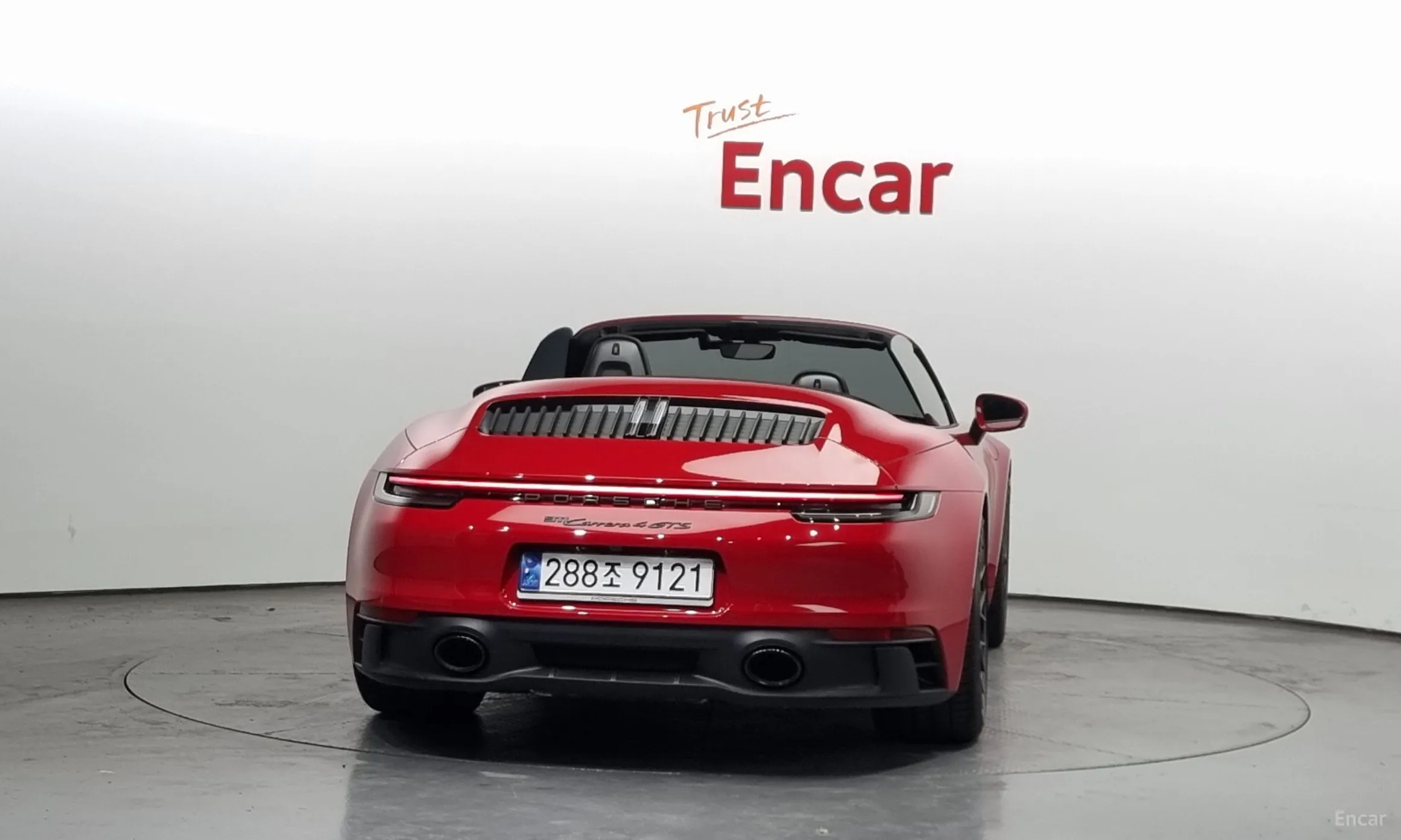 Porsche 911 (992) превью 3