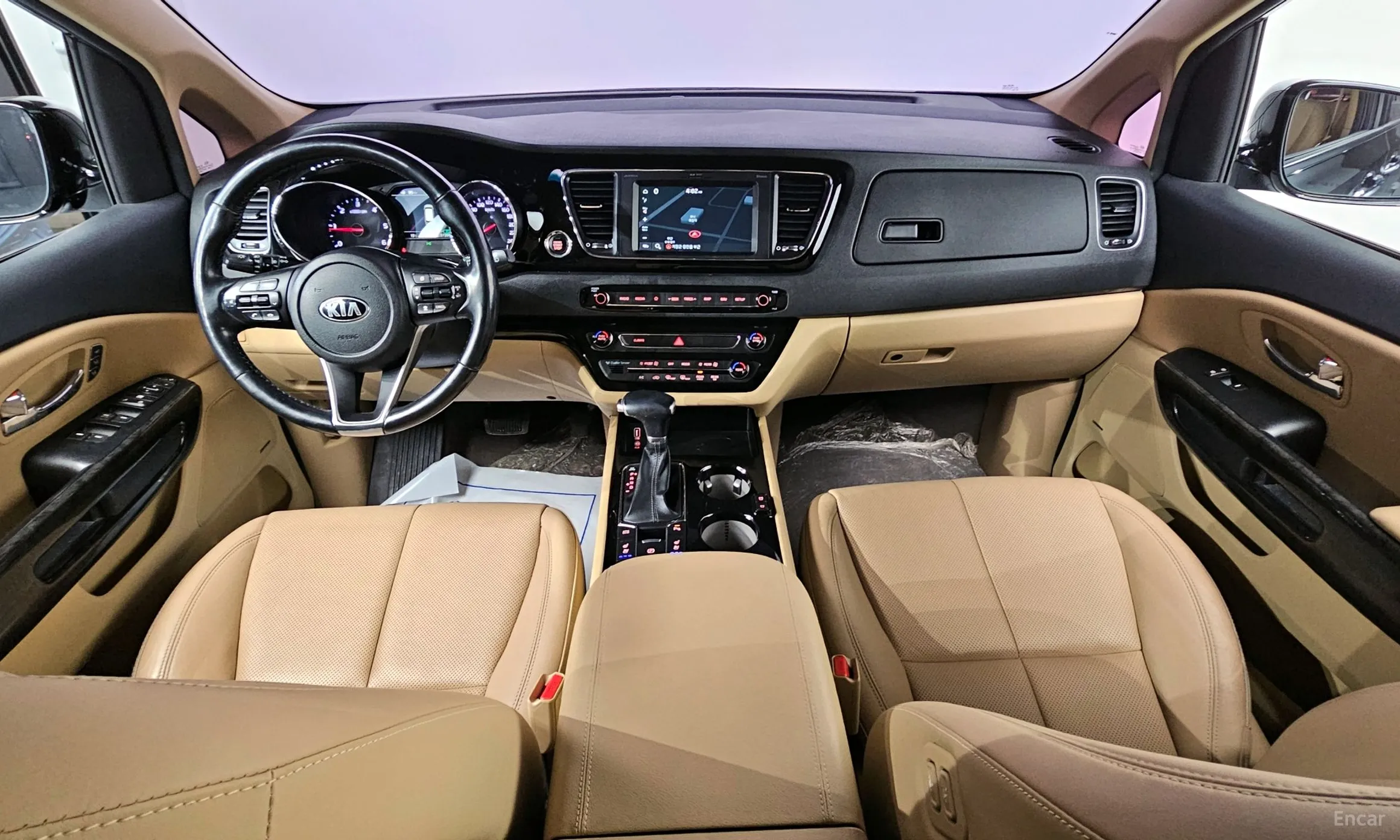Kia Carnival превью 4