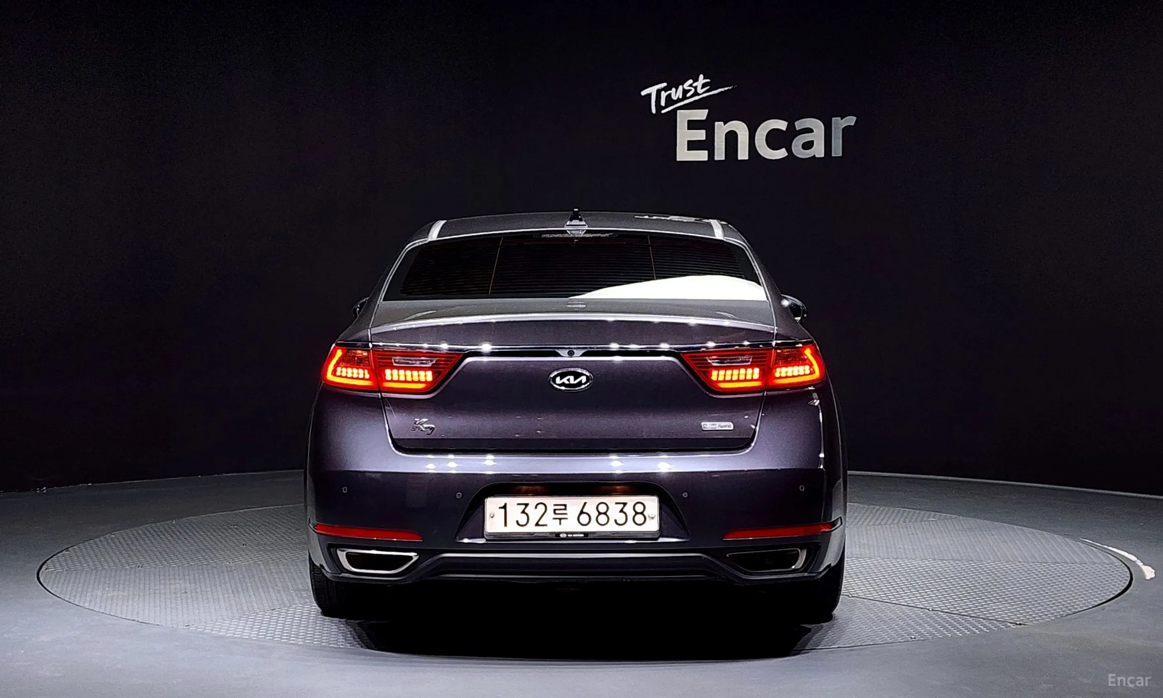 Kia K7 Hybrid превью 3