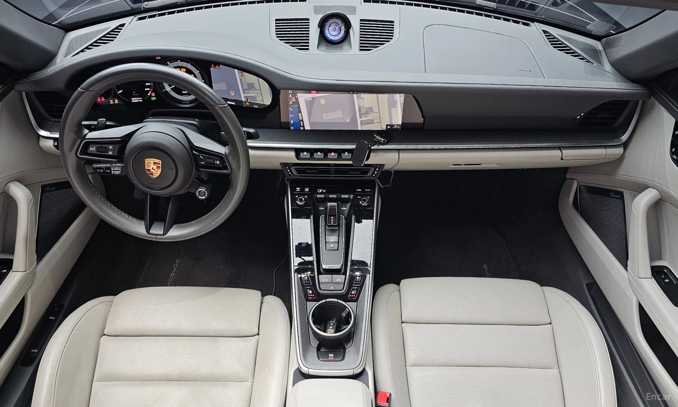 Porsche 911 (992) превью 4
