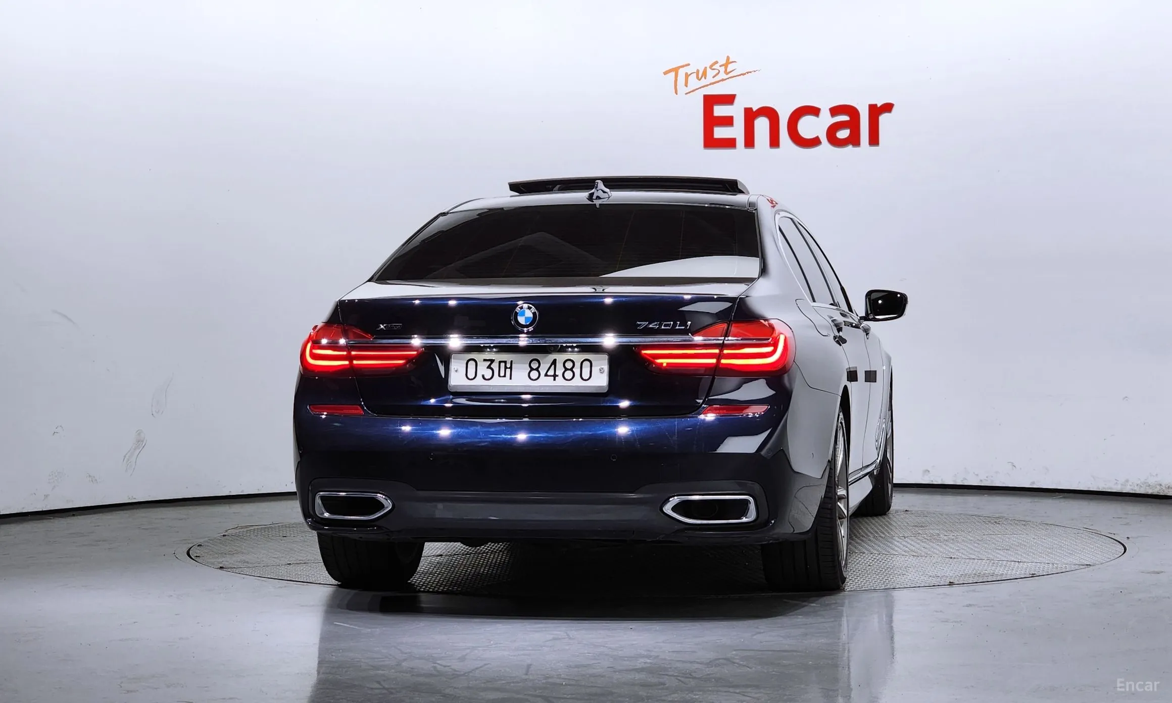BMW 7 Series (G11) превью 3