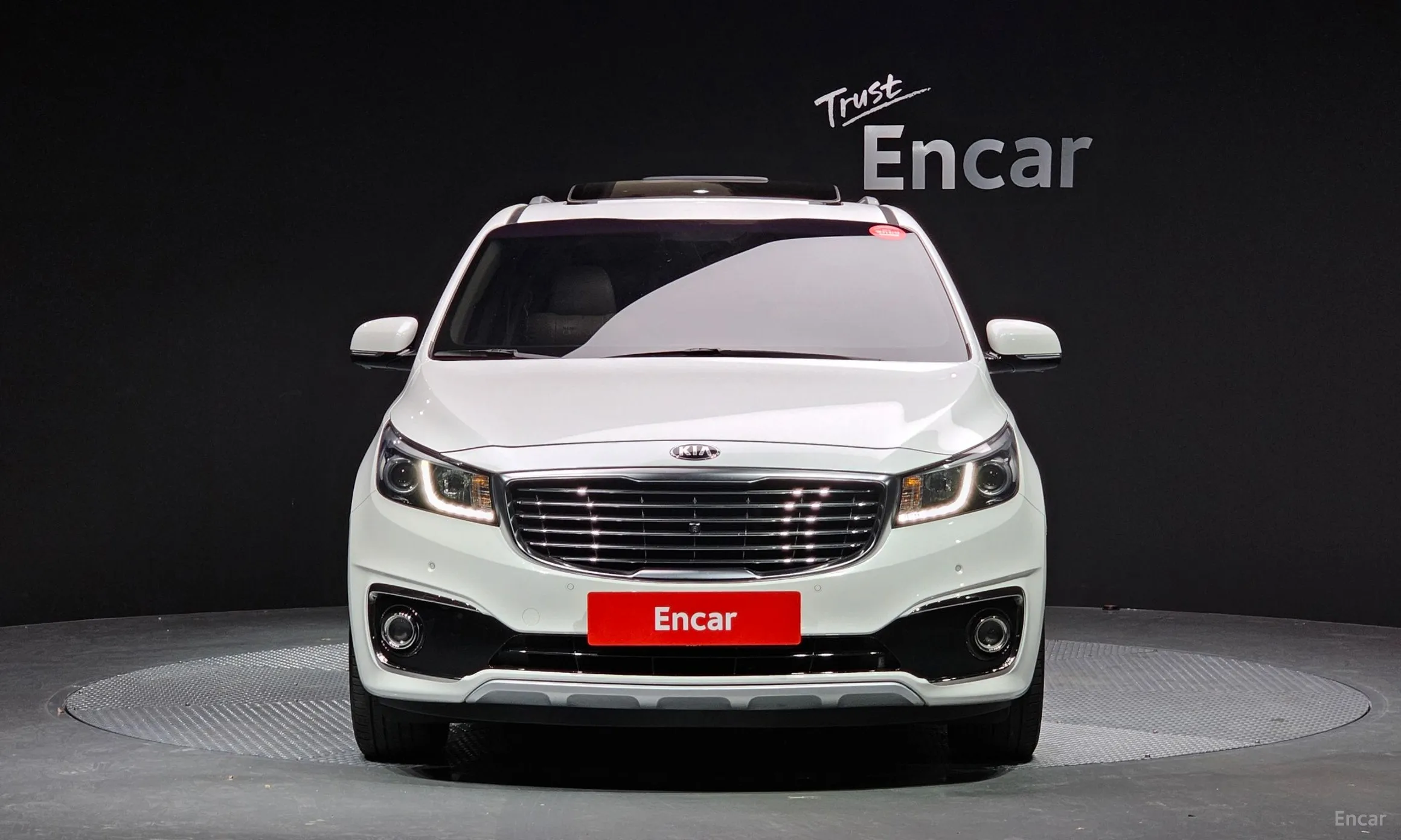 Kia Carnival превью 3