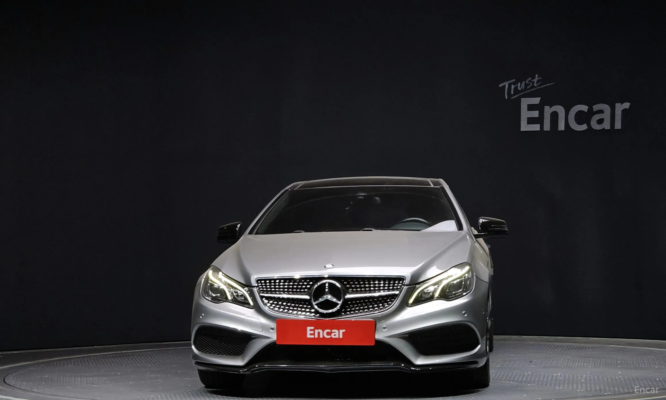 Mercedes Benz E-Class W212