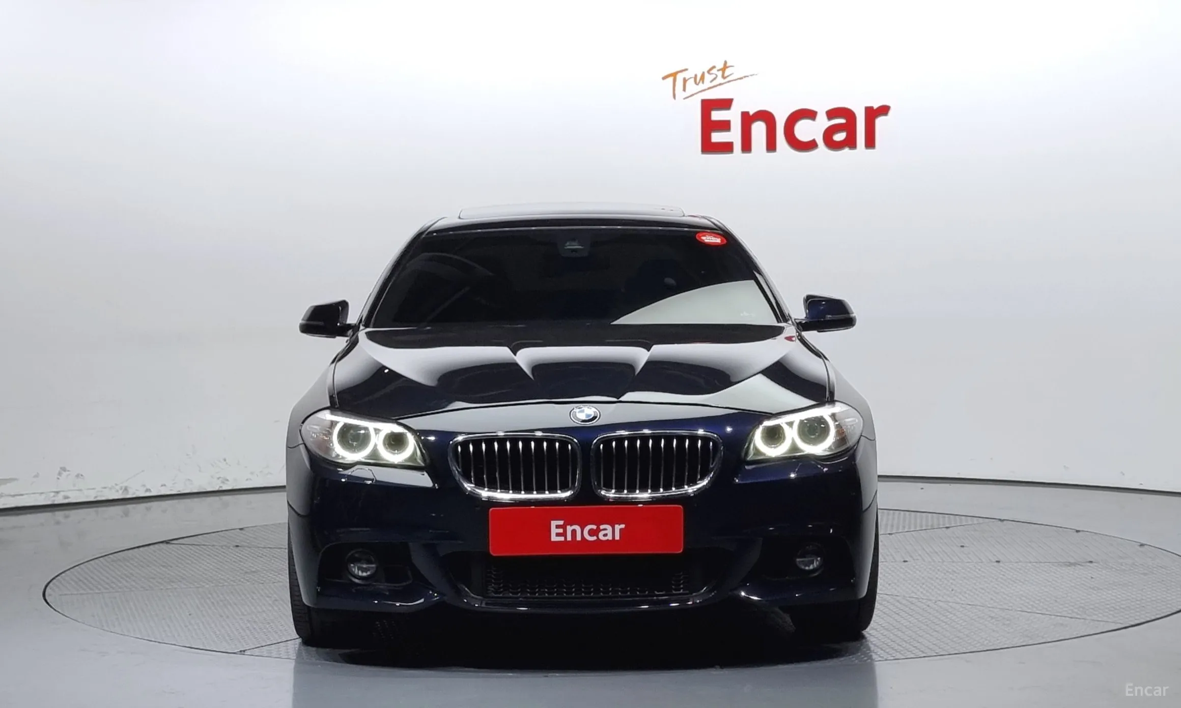 BMW 5 Series (F10) превью 2