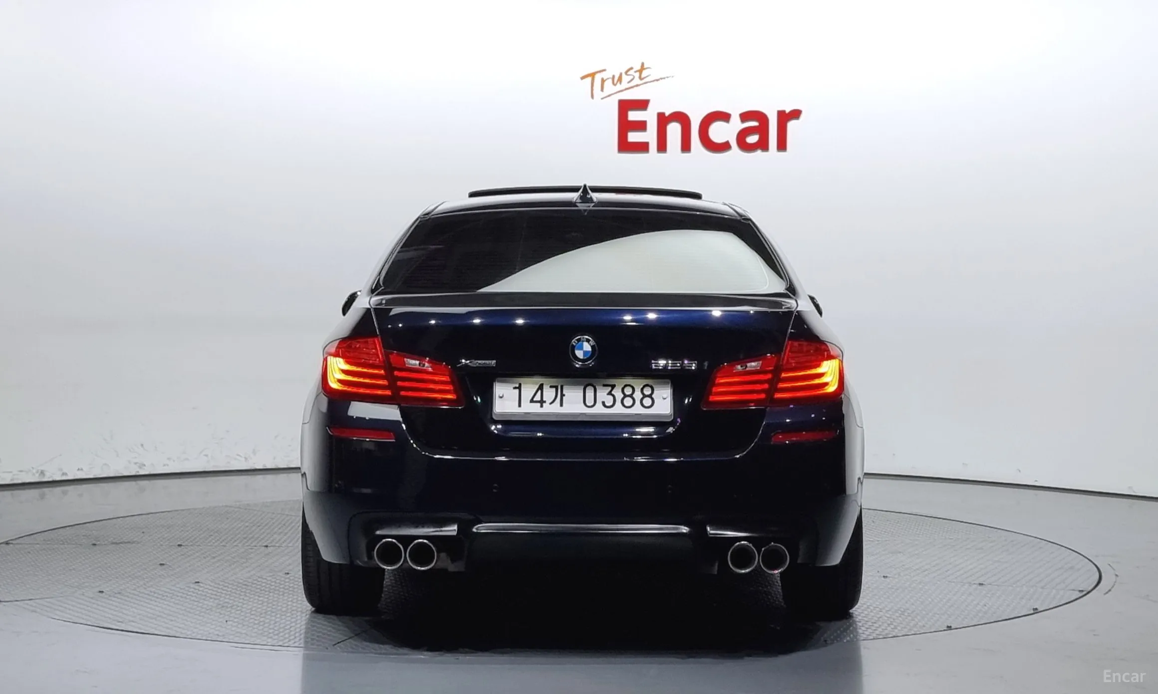 BMW 5 Series (F10) превью 3