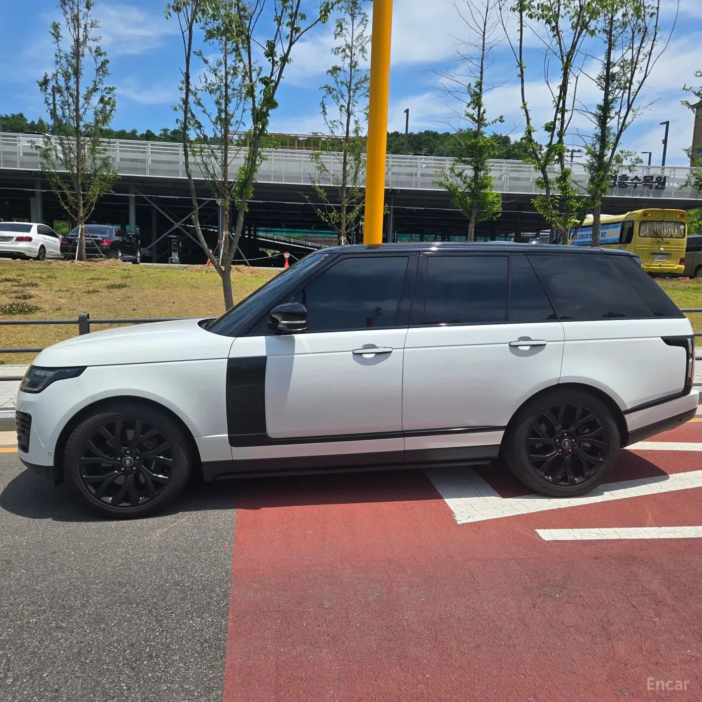 Land Rover Range Rover 4th Generation