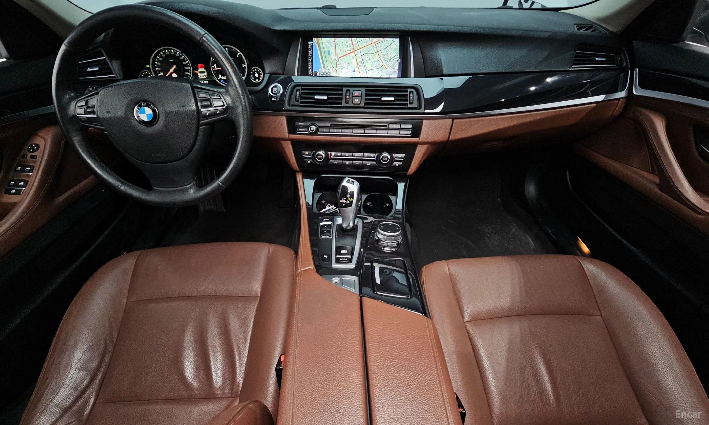 BMW 5 Series (F10) превью 4
