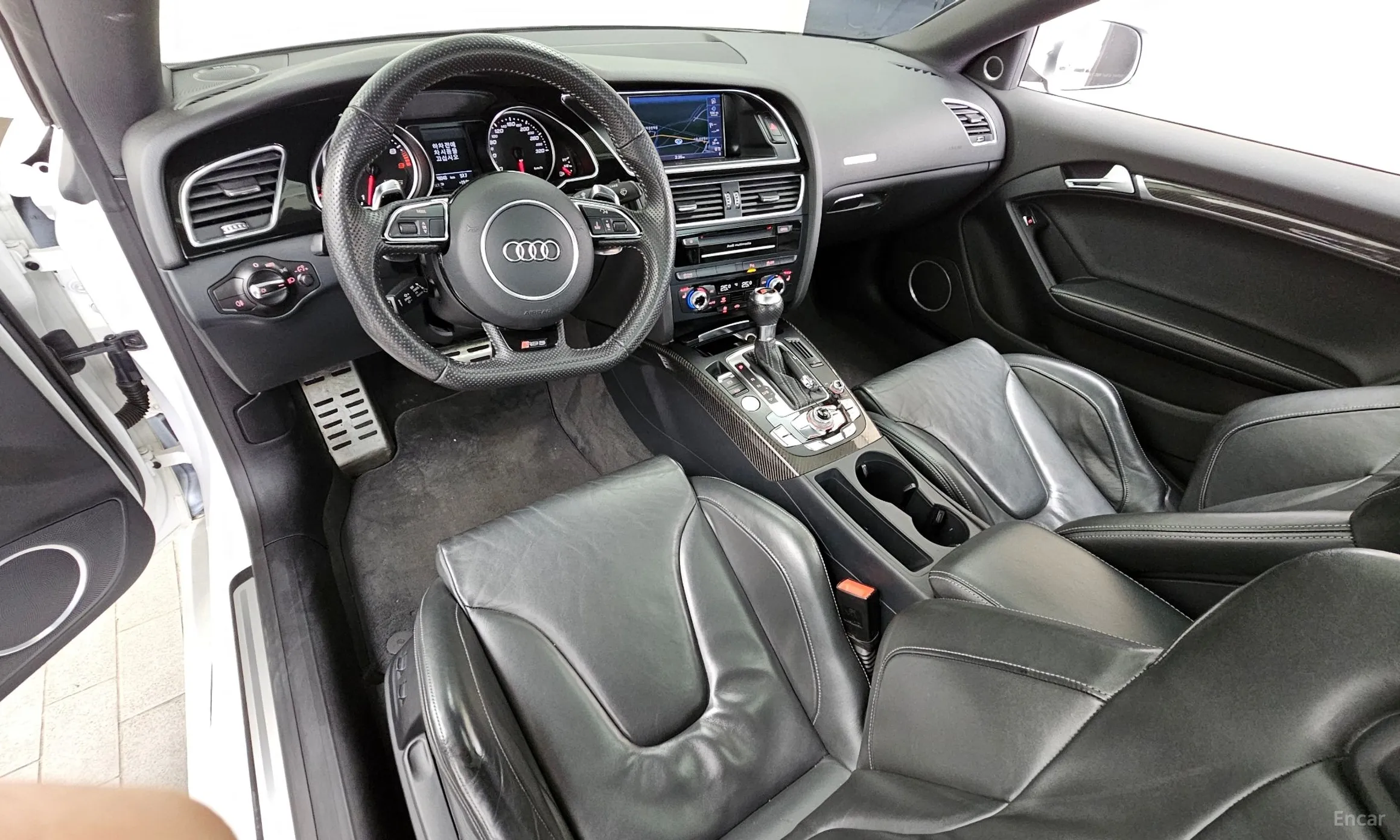 Audi RS5 превью 4