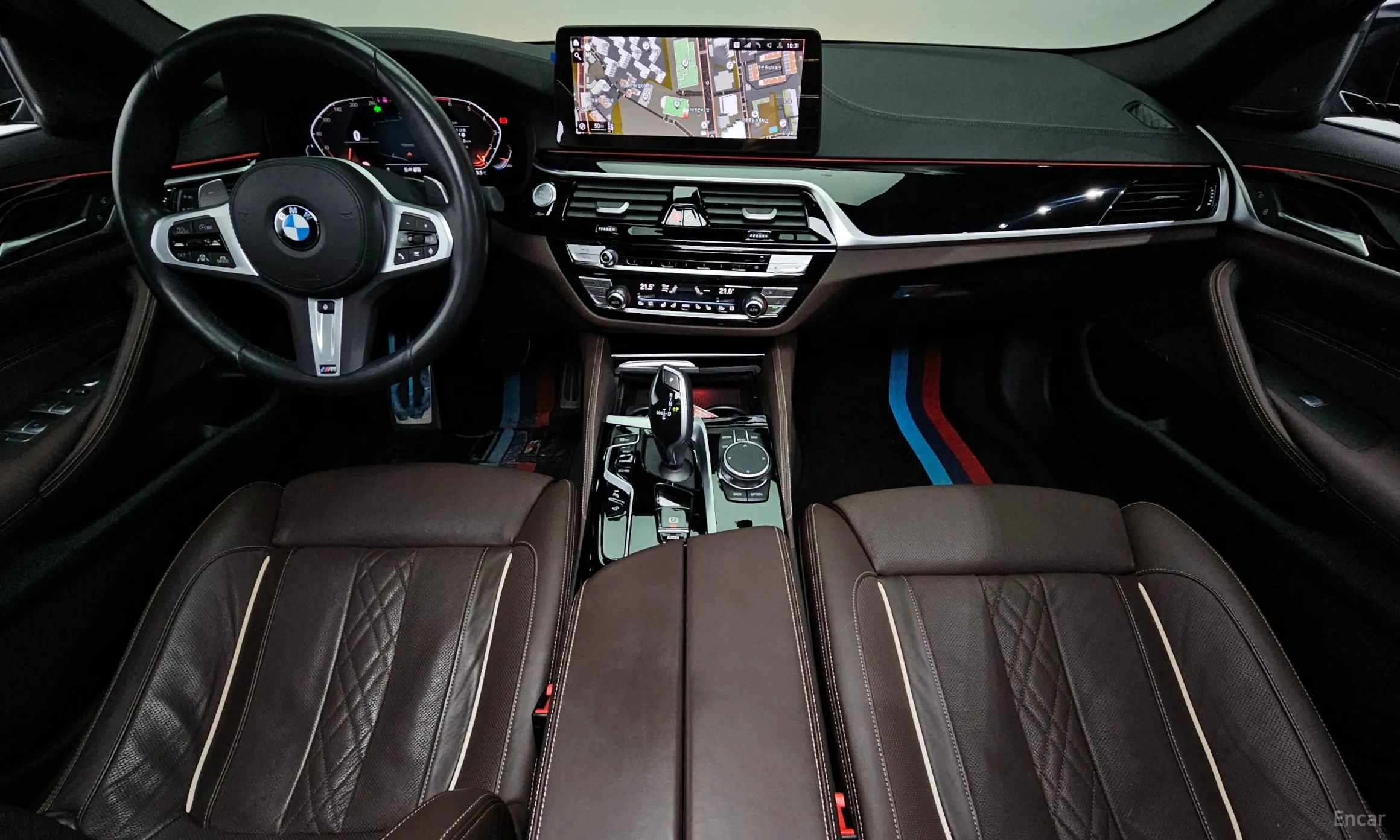 BMW 5 Series (G30) превью 4