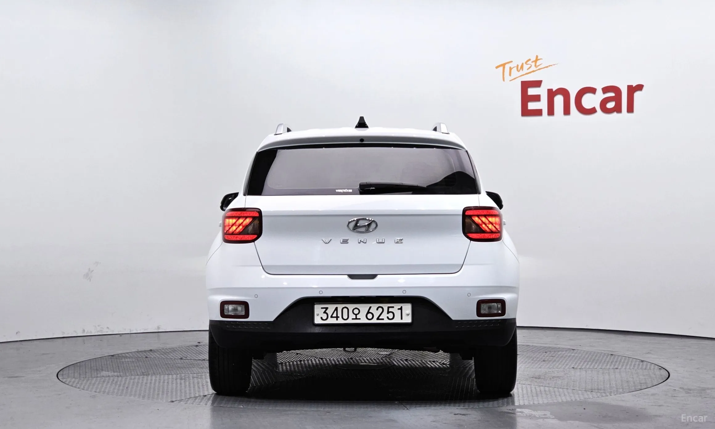 Hyundai Venue превью 3