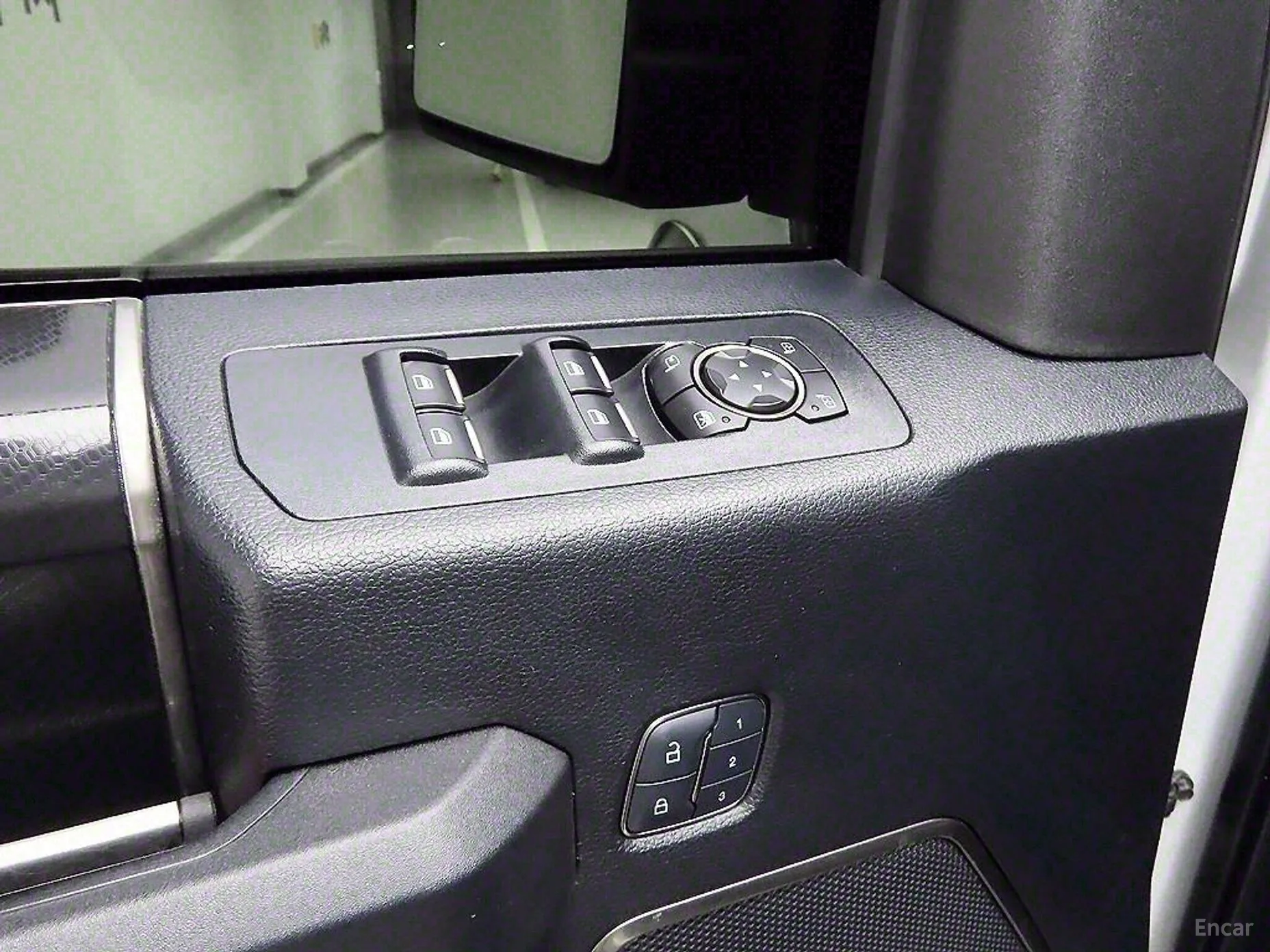 Ford F150 превью 13