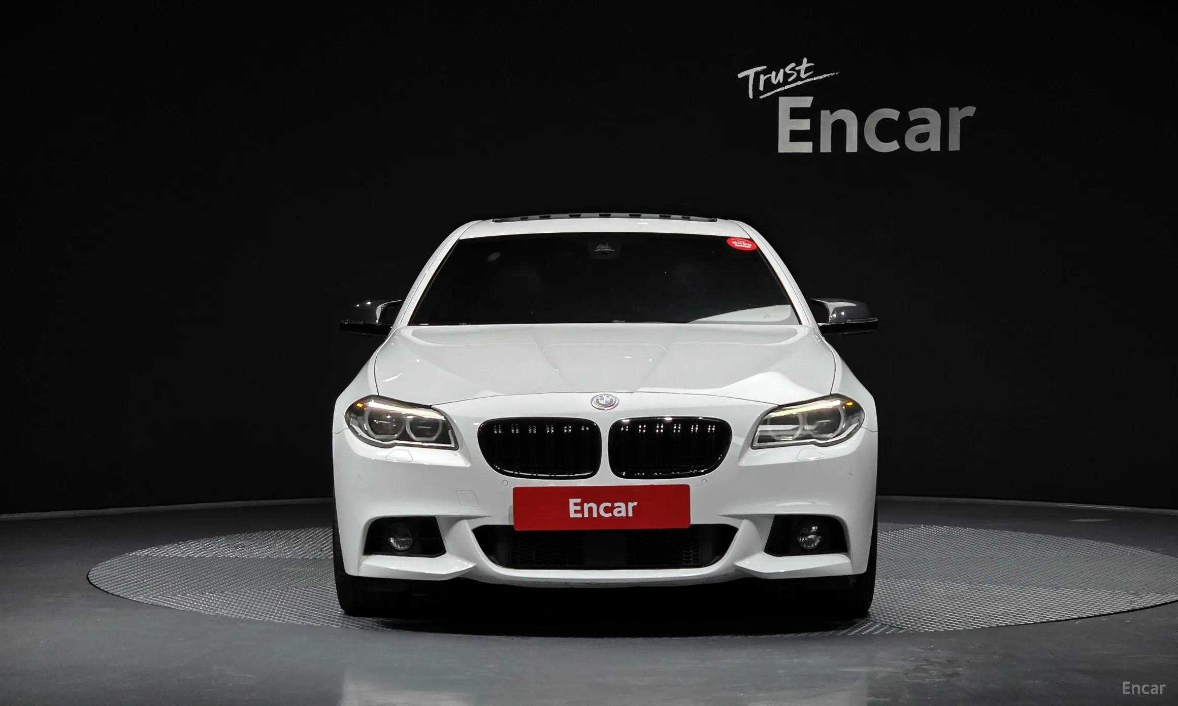 BMW 5 Series (F10) превью 2