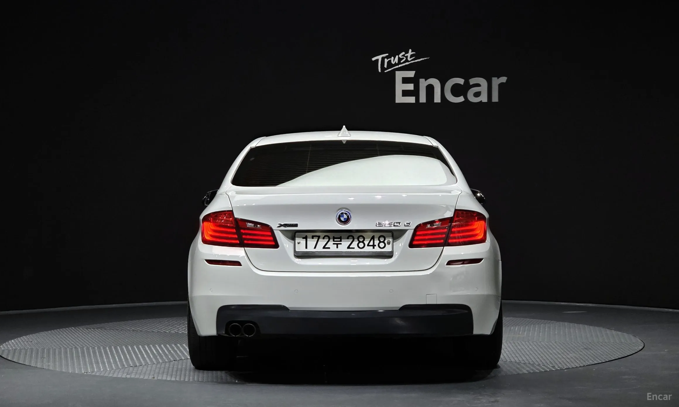 BMW 5 Series (F10) превью 3