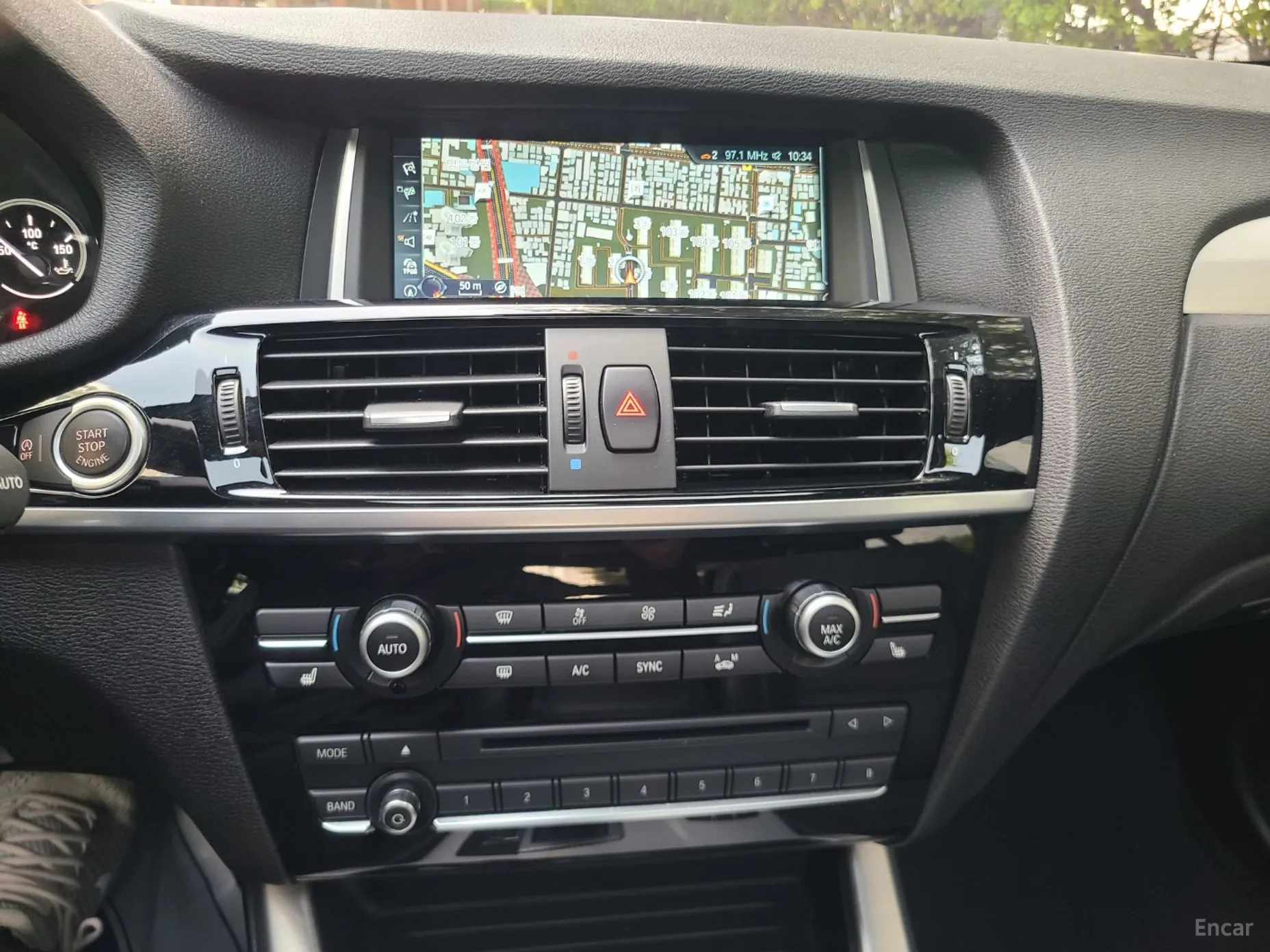 BMW X4 (F26) превью 4