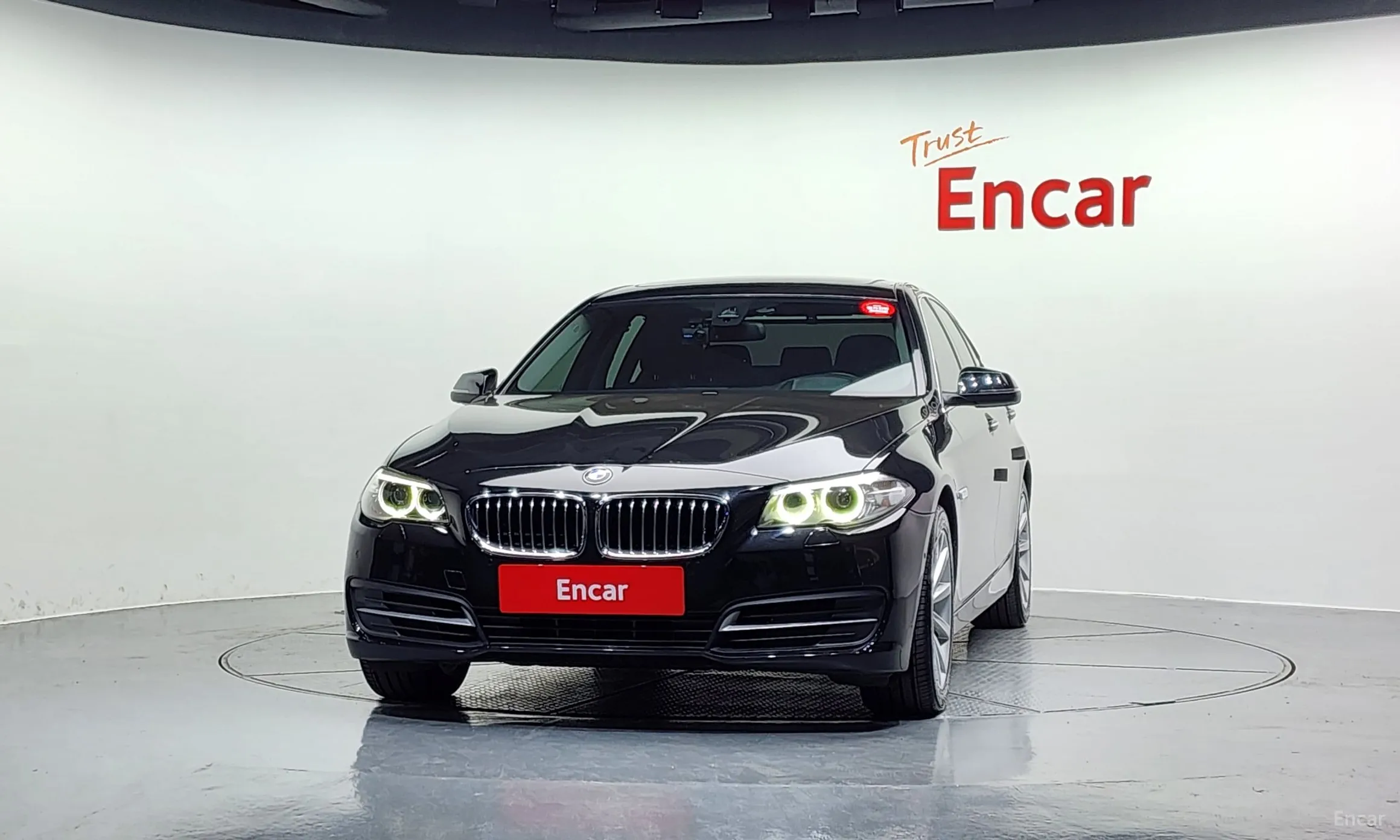 BMW 5 Series (F10) превью 2