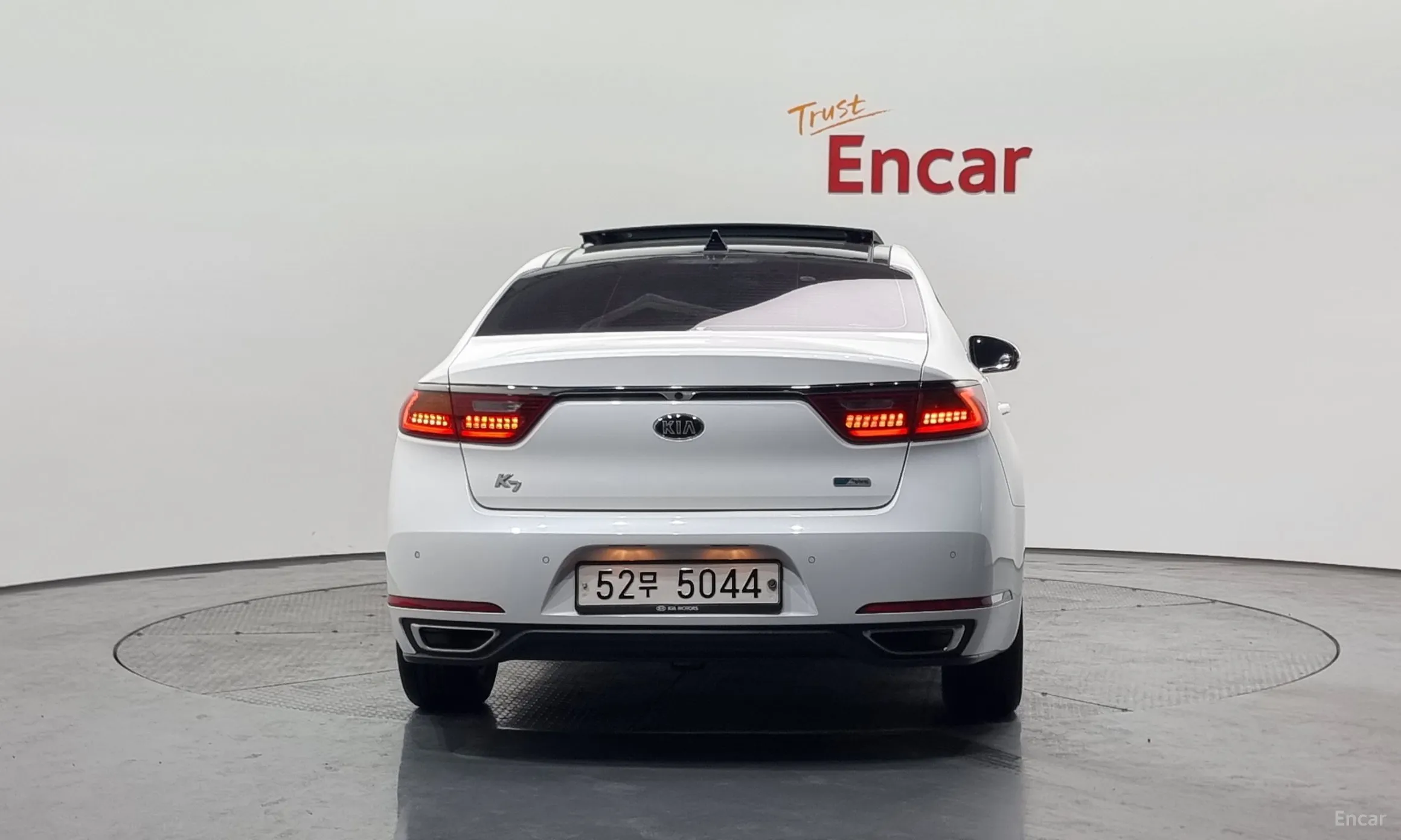 Kia K7 Hybrid превью 3
