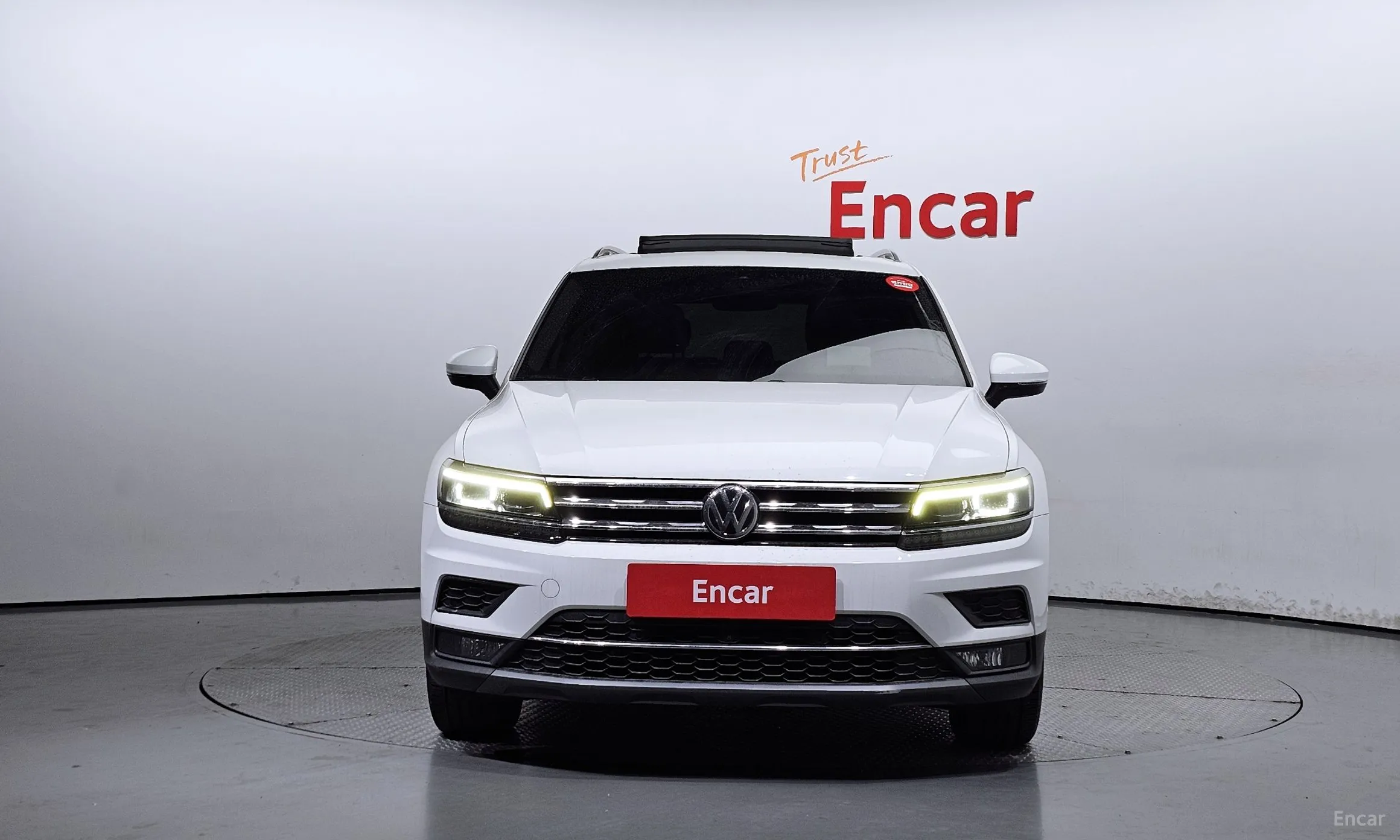 Volkswagen Tiguan 2nd Generation превью 2