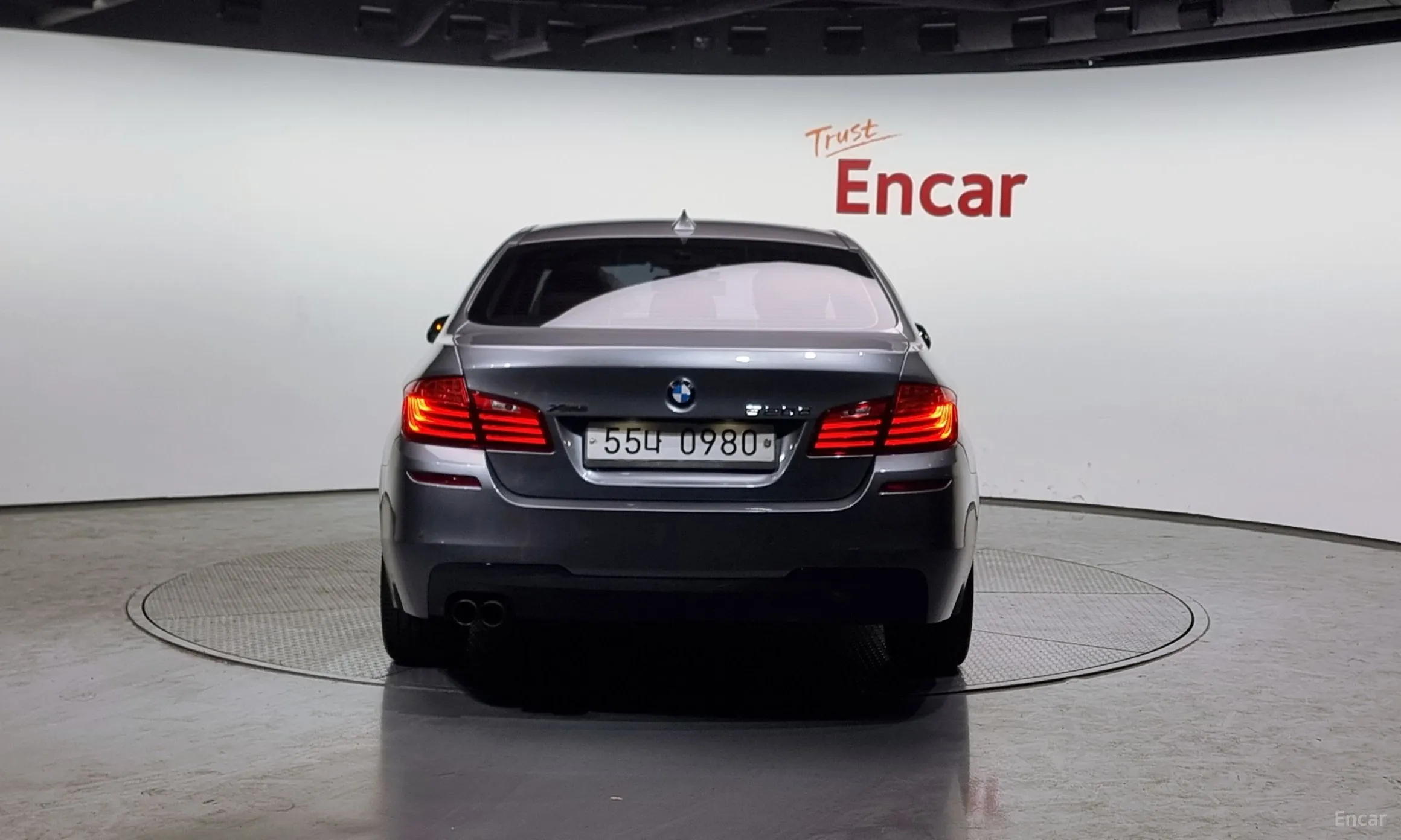 BMW 5 Series (F10) превью 3
