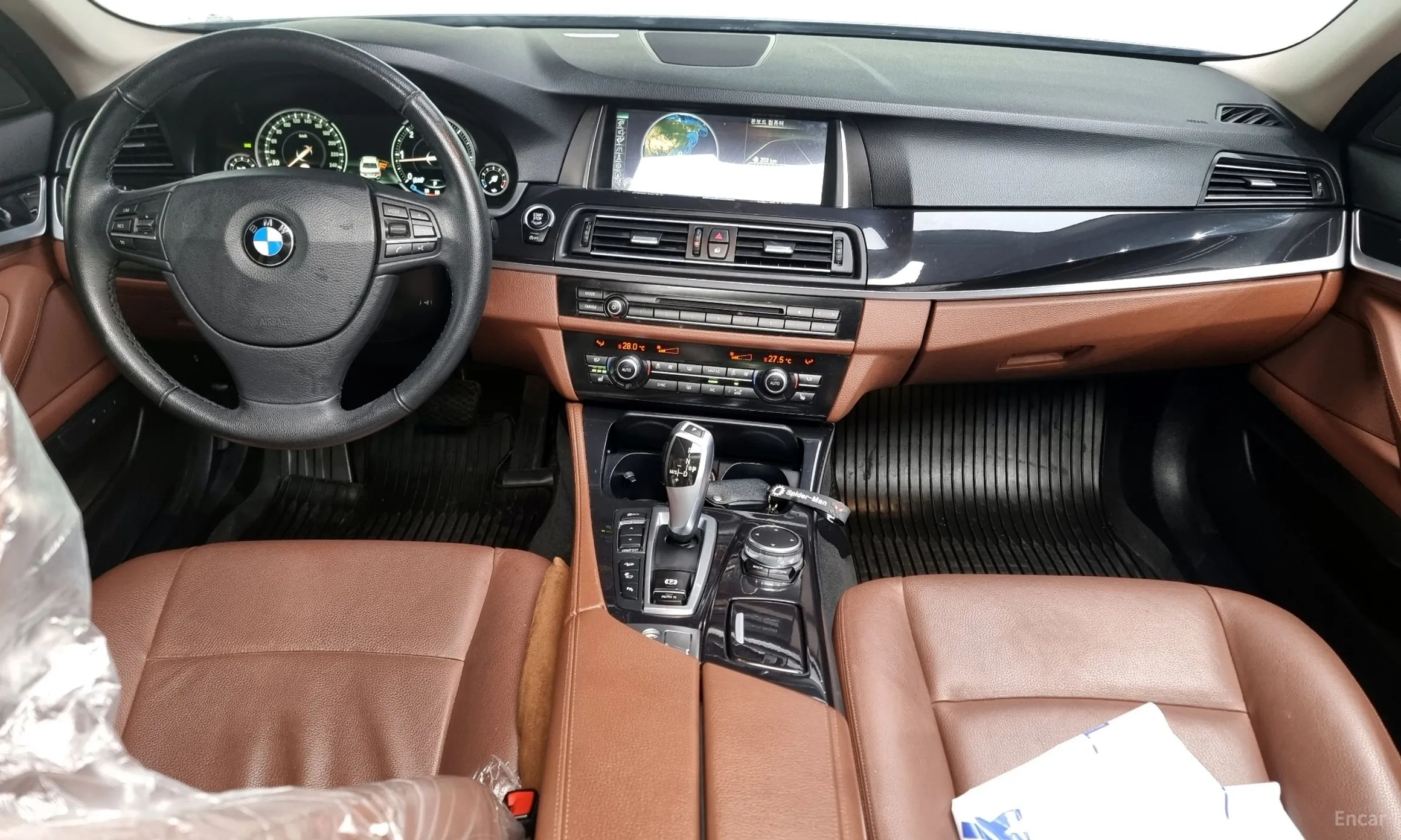 BMW 5 Series (F10) превью 4
