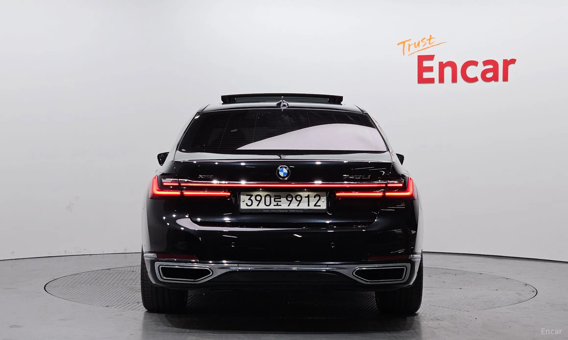 BMW 7 Series (G11) превью 3