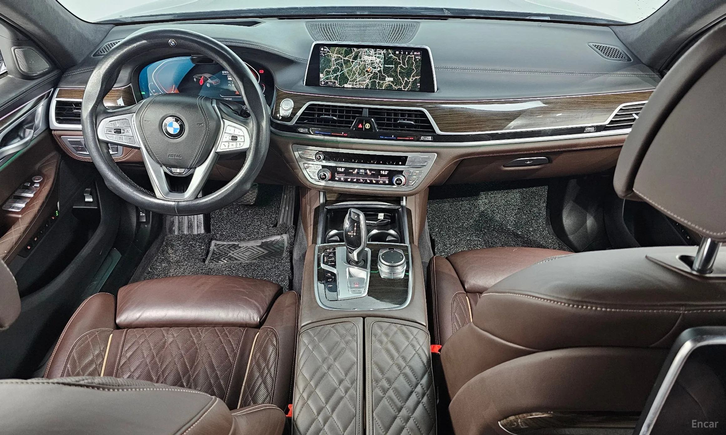 BMW 7 Series (G11) превью 4