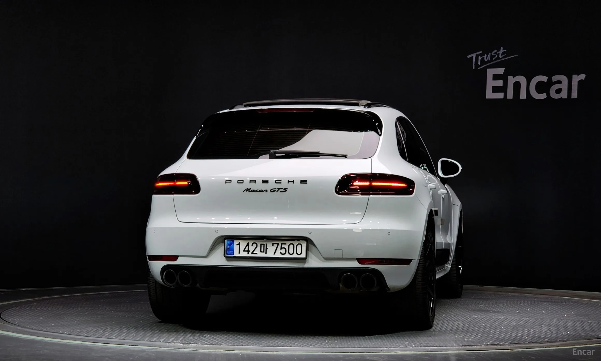 Porsche Macan превью 3