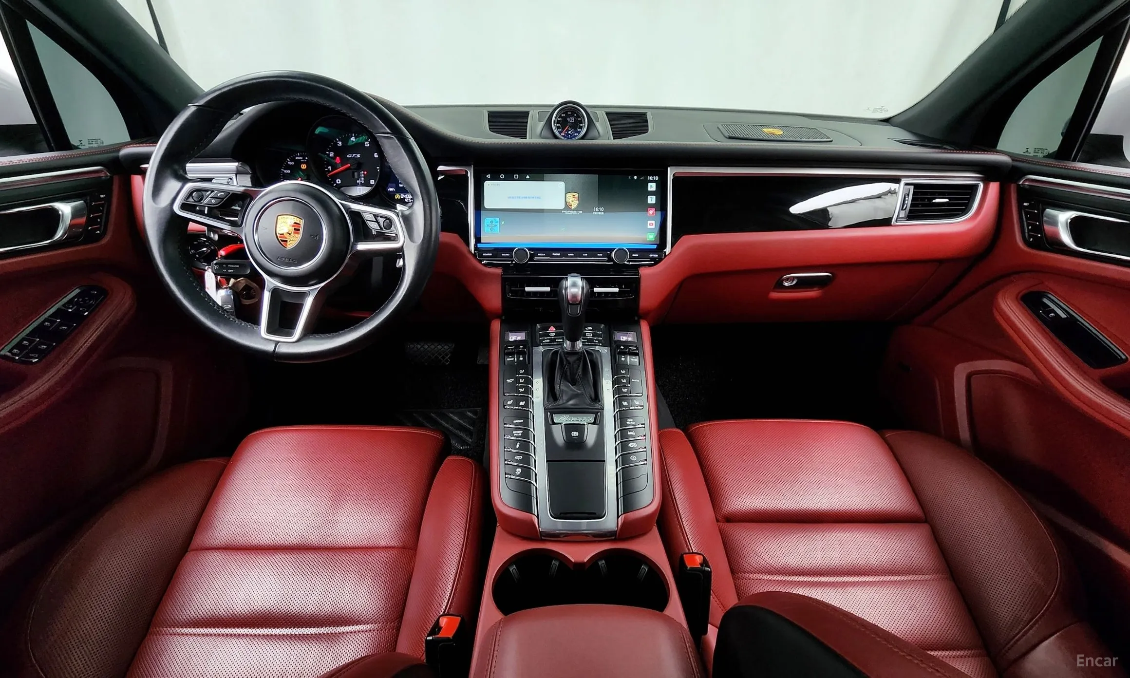 Porsche Macan превью 4