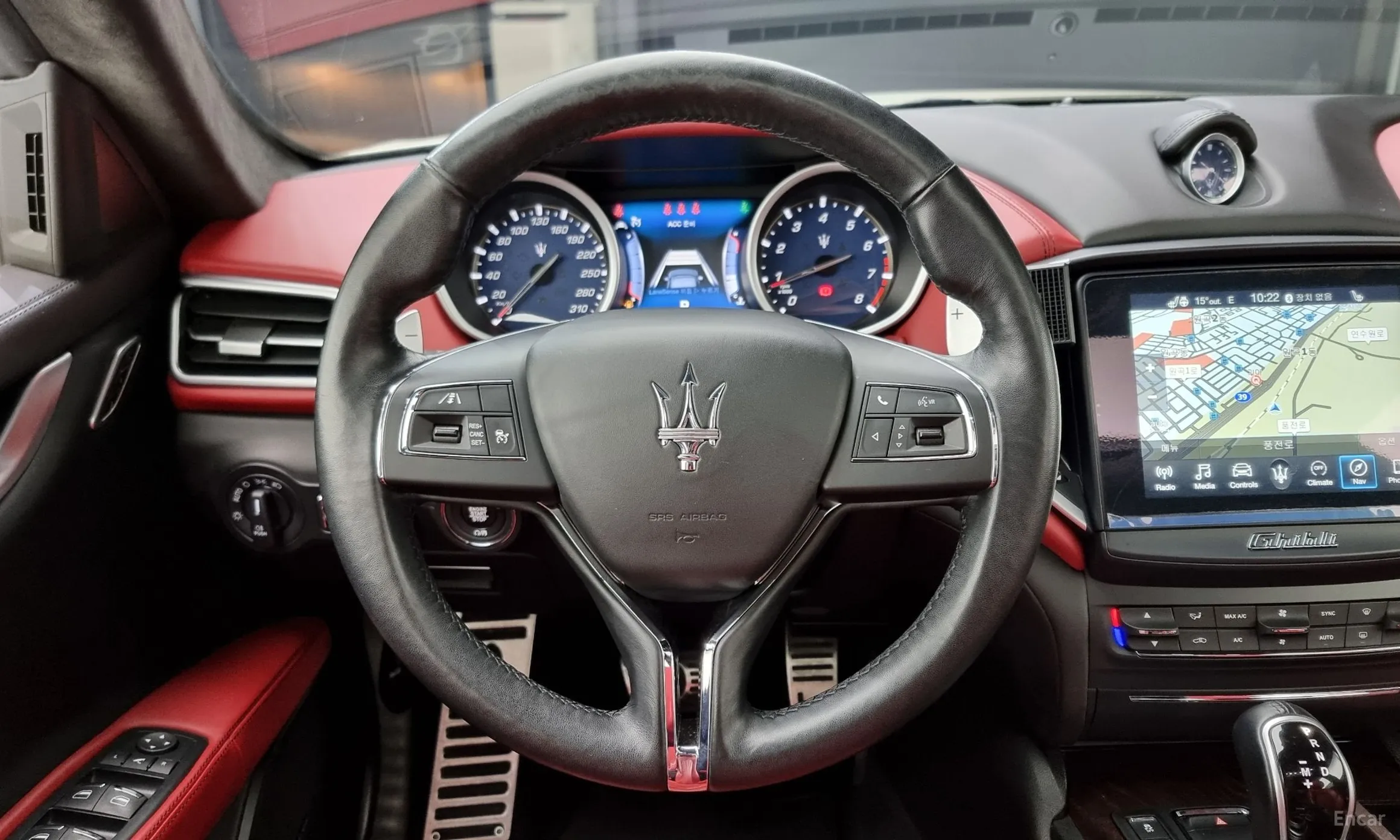 Maserati Ghibli превью 13